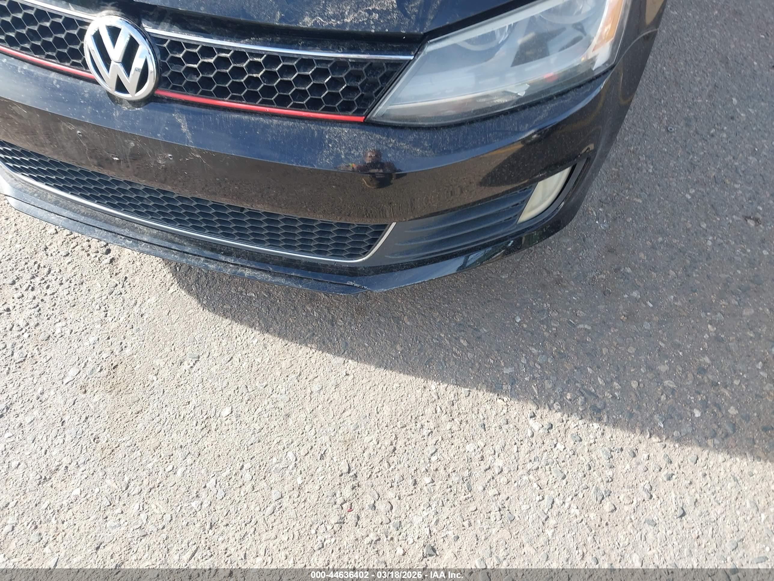 VOLKSWAGEN JETTA image 6