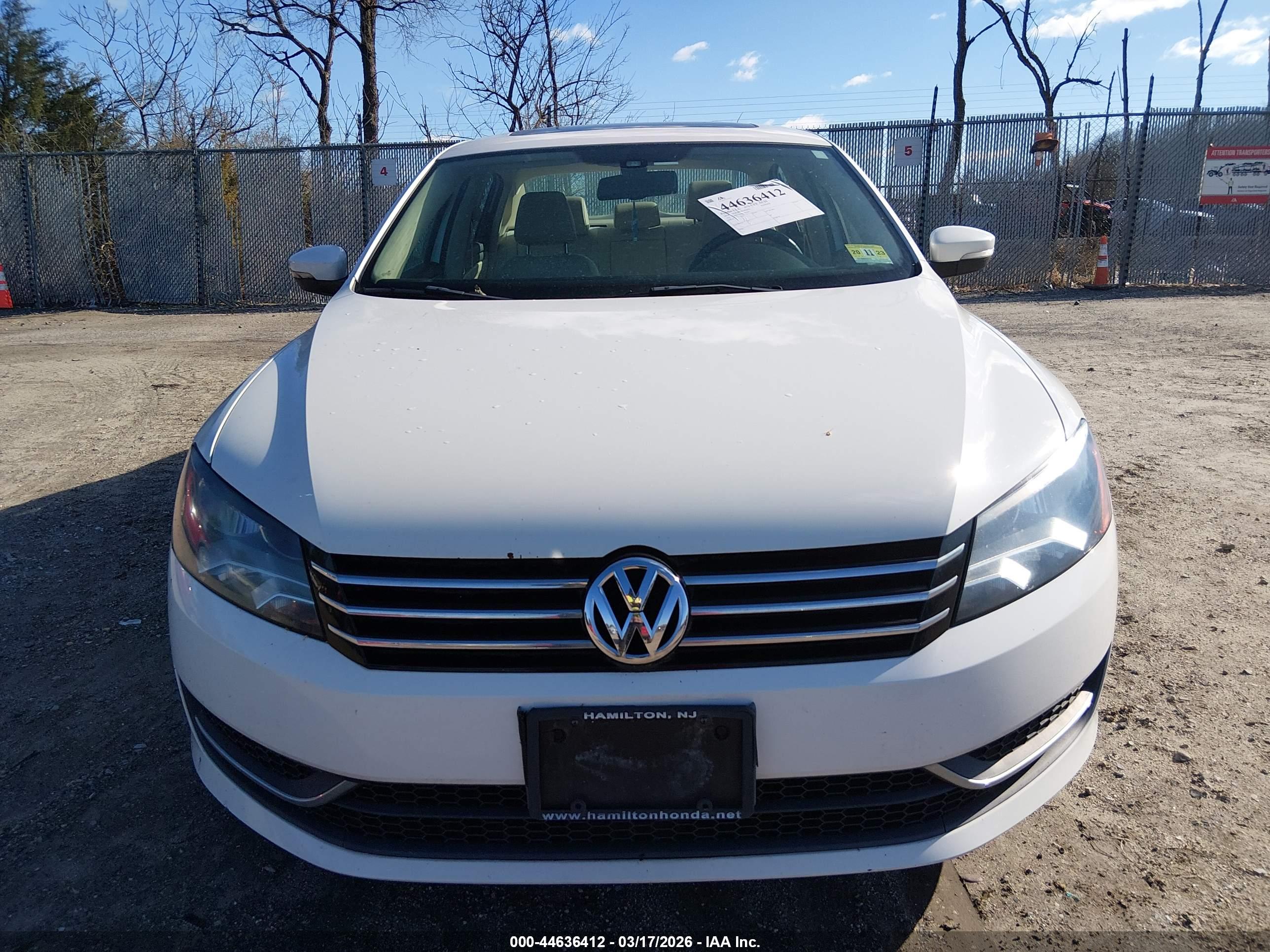 VOLKSWAGEN PASSAT image 6