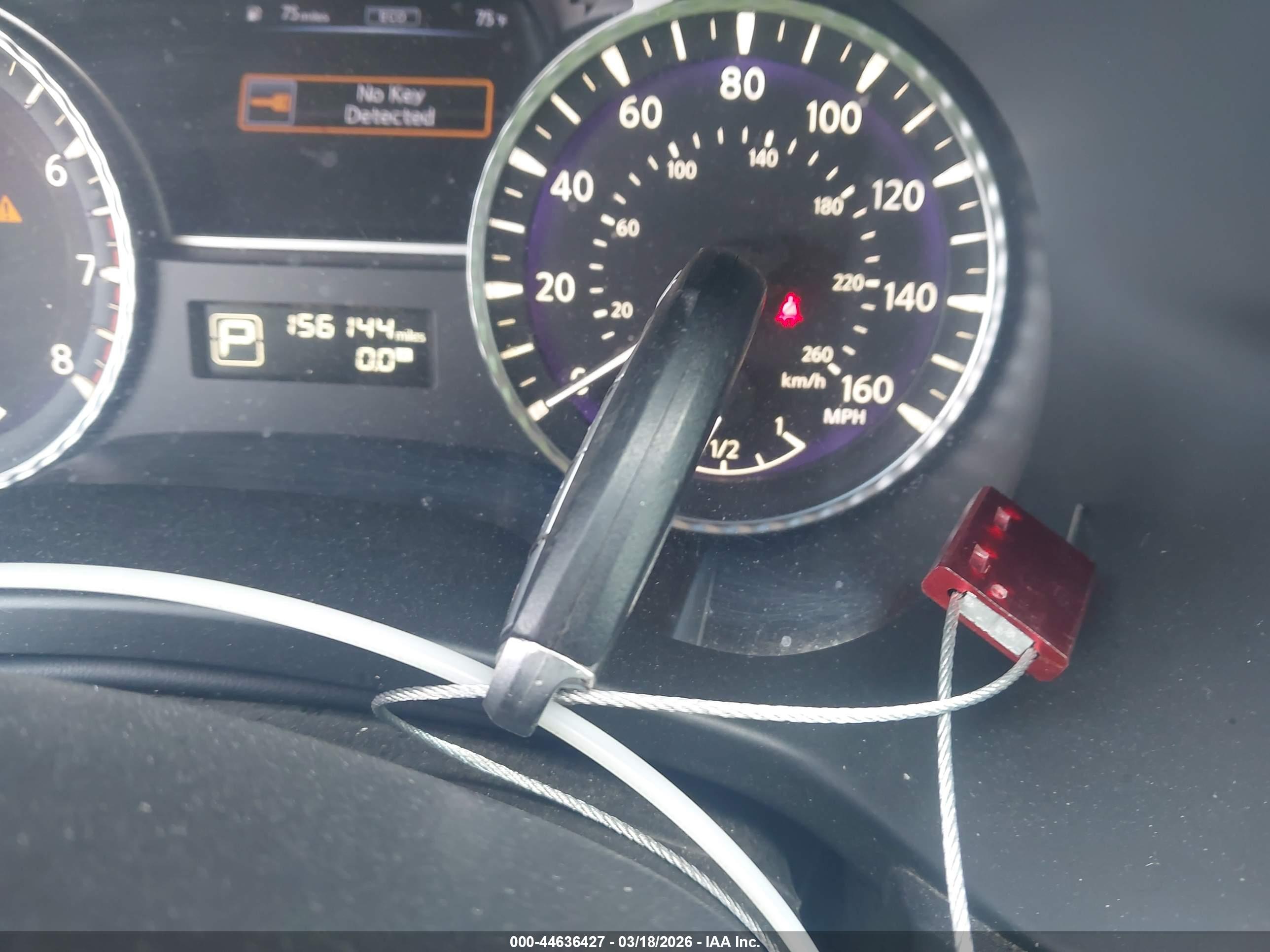 INFINITI JX35 image 11