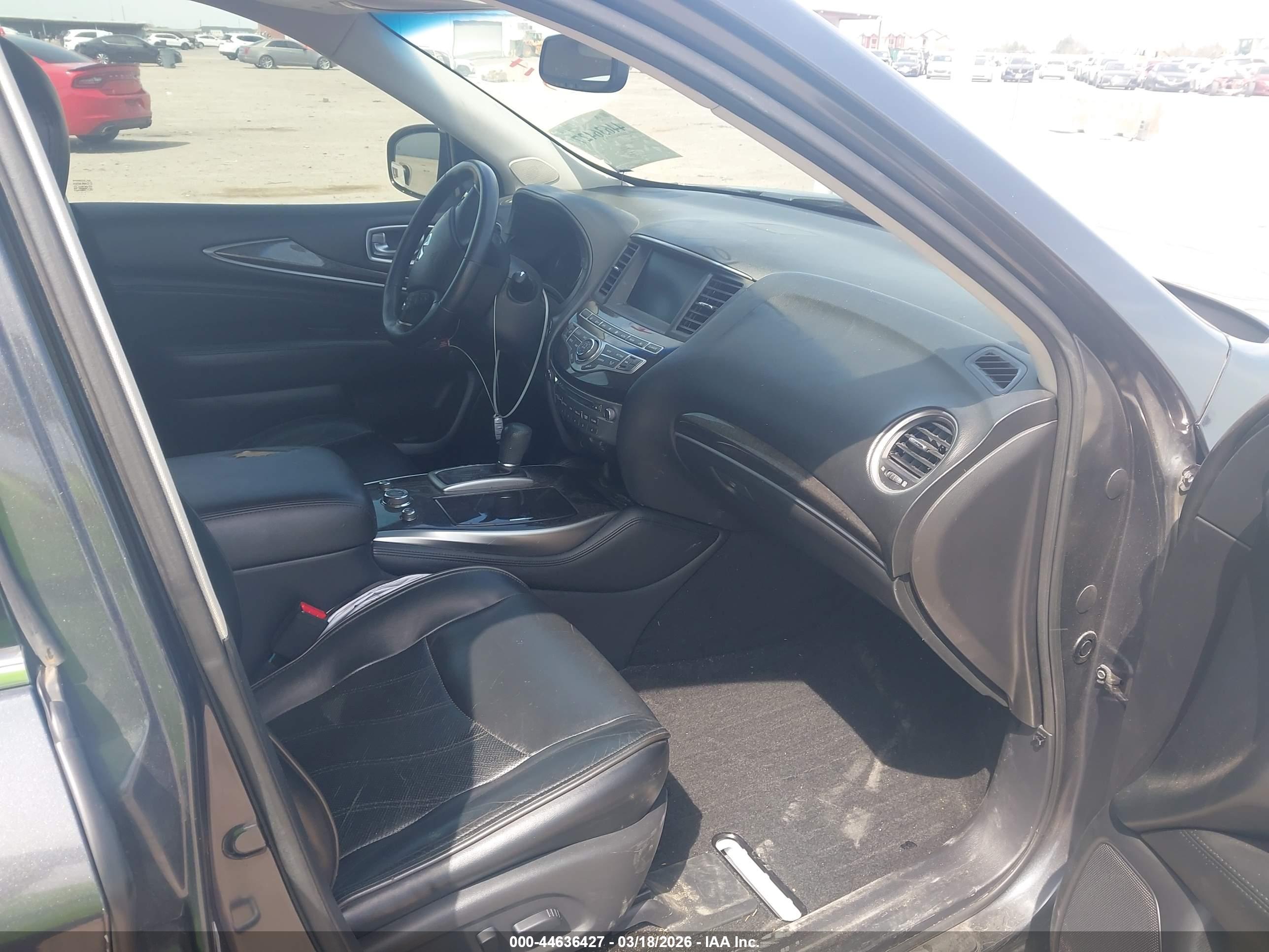 INFINITI JX35 image 5