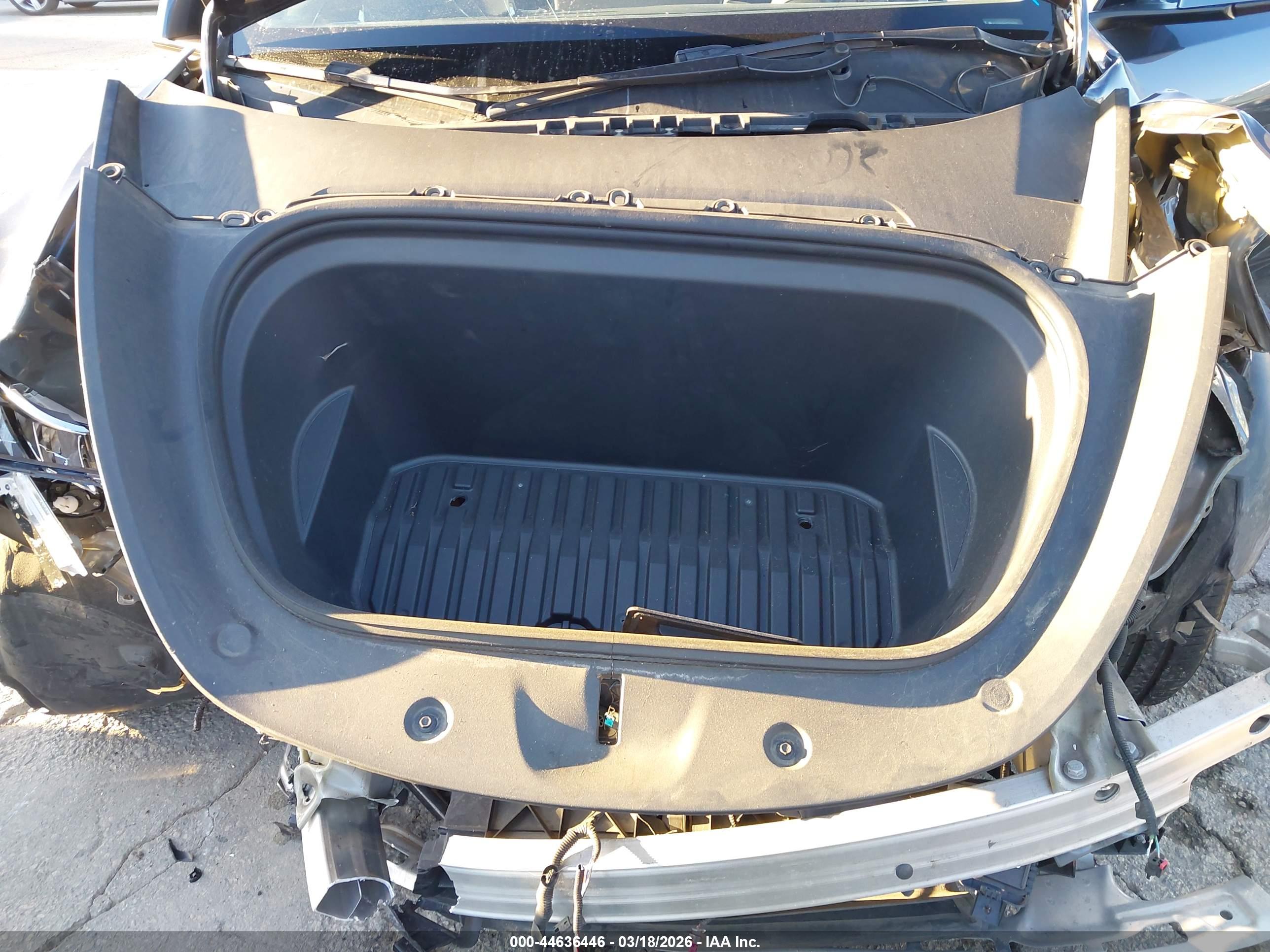 TESLA MODEL image 10