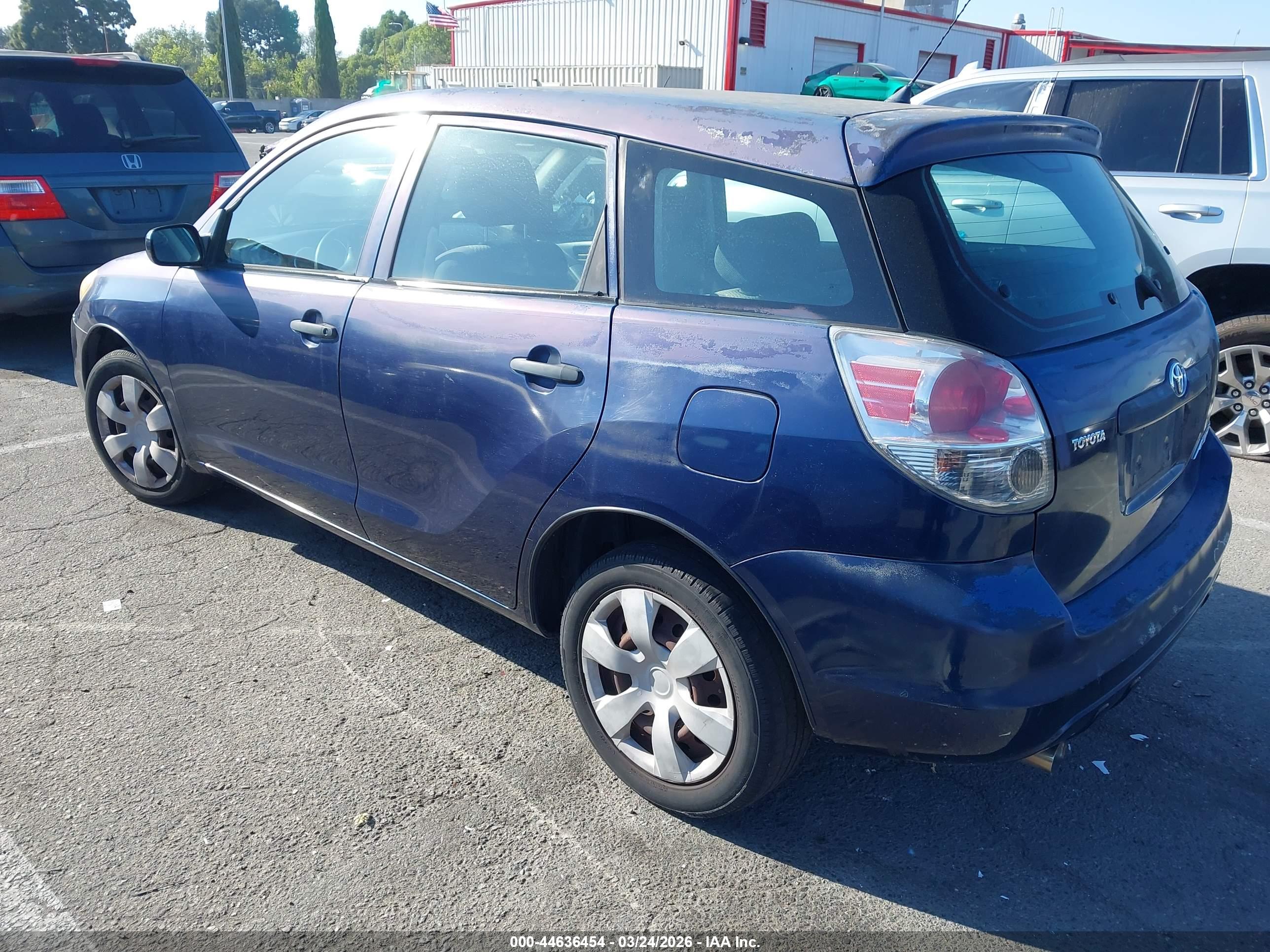 TOYOTA MATRIX image 3