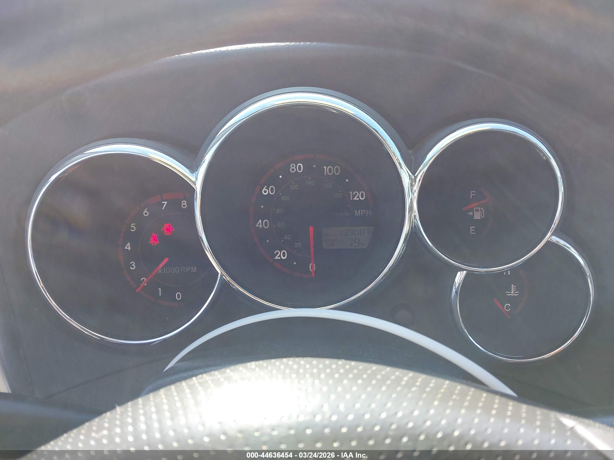 TOYOTA MATRIX image 7