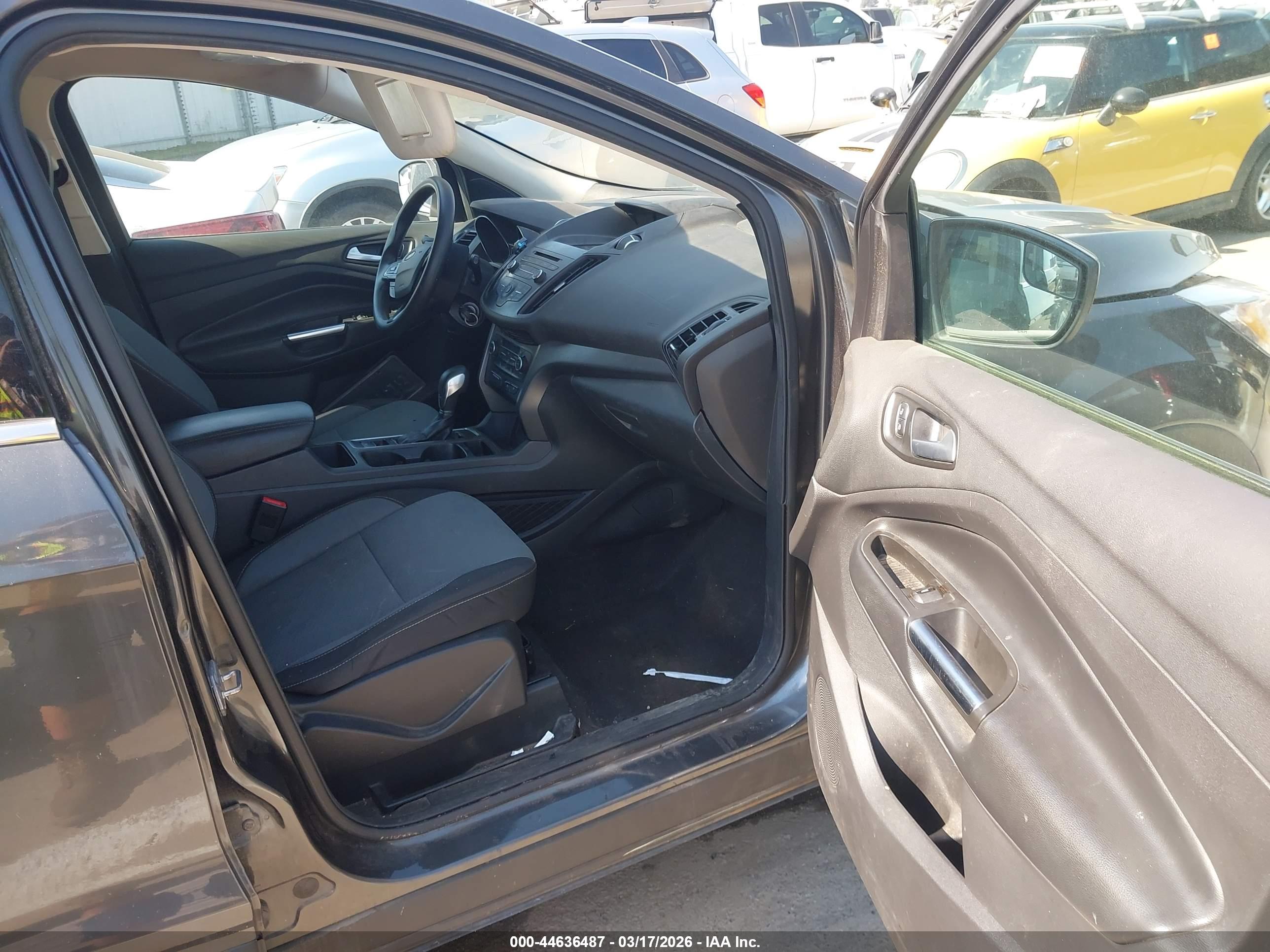 FORD ESCAPE image 5