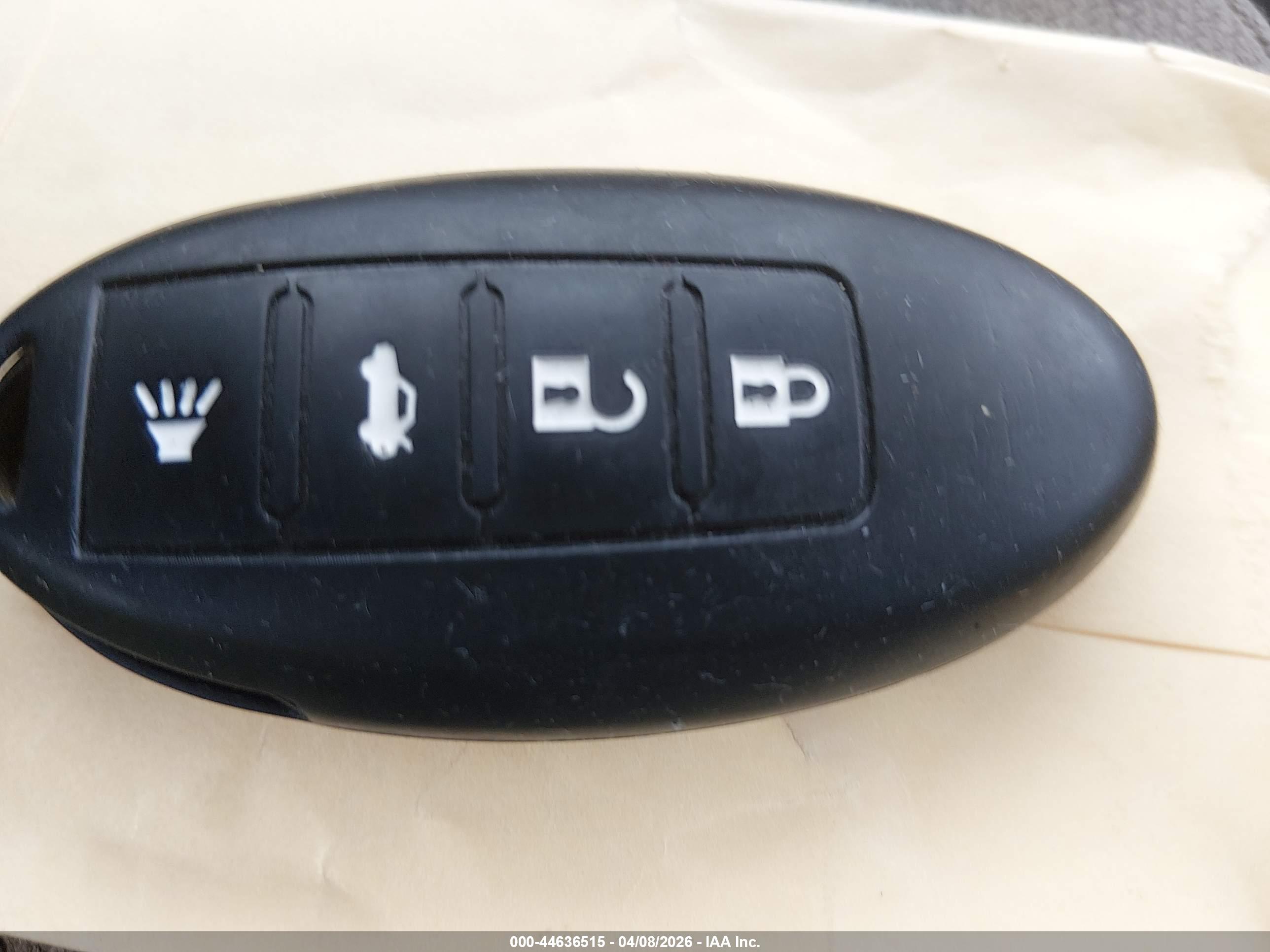 INFINITI G37 image 11