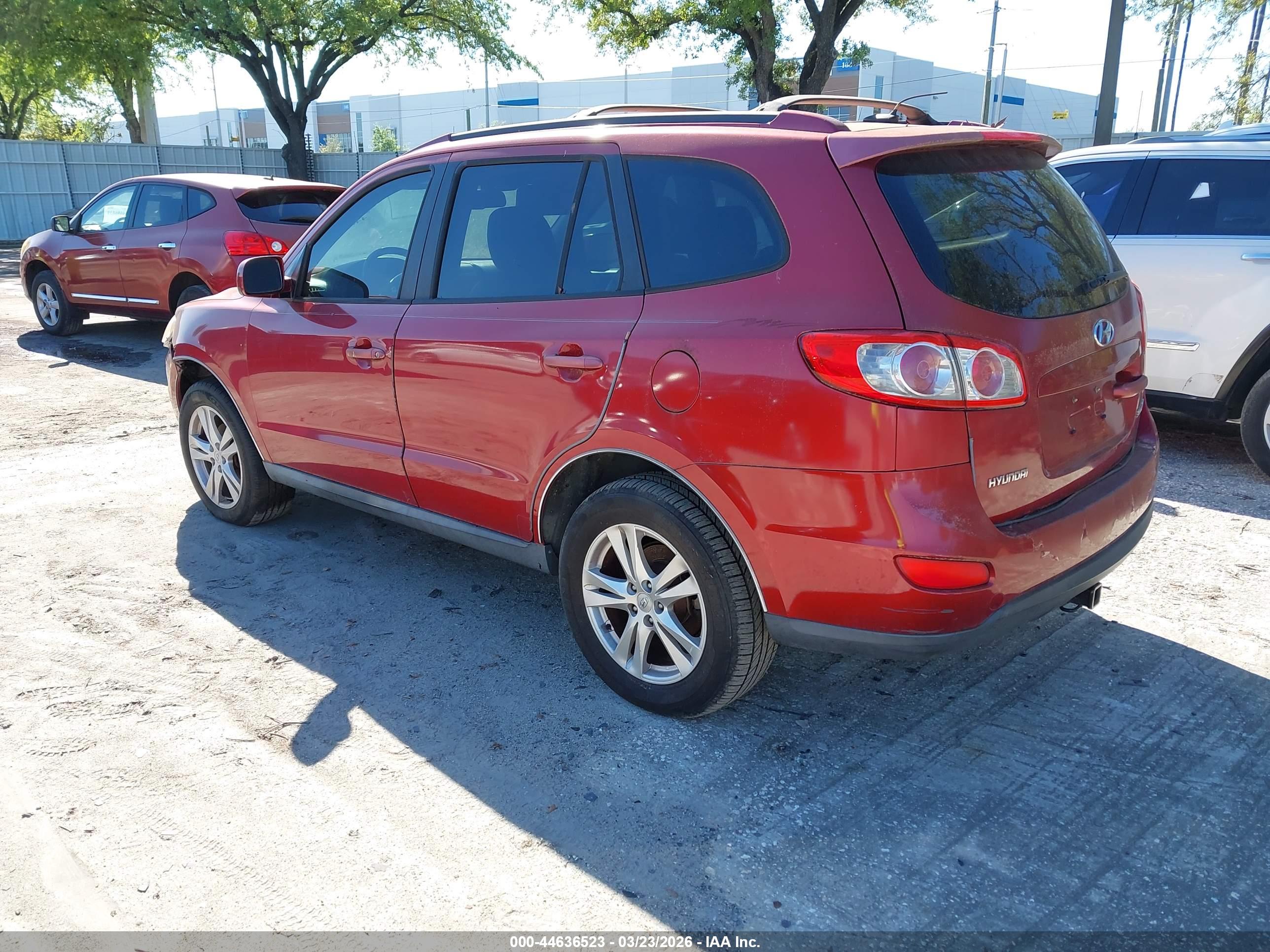 HYUNDAI SANTA image 3