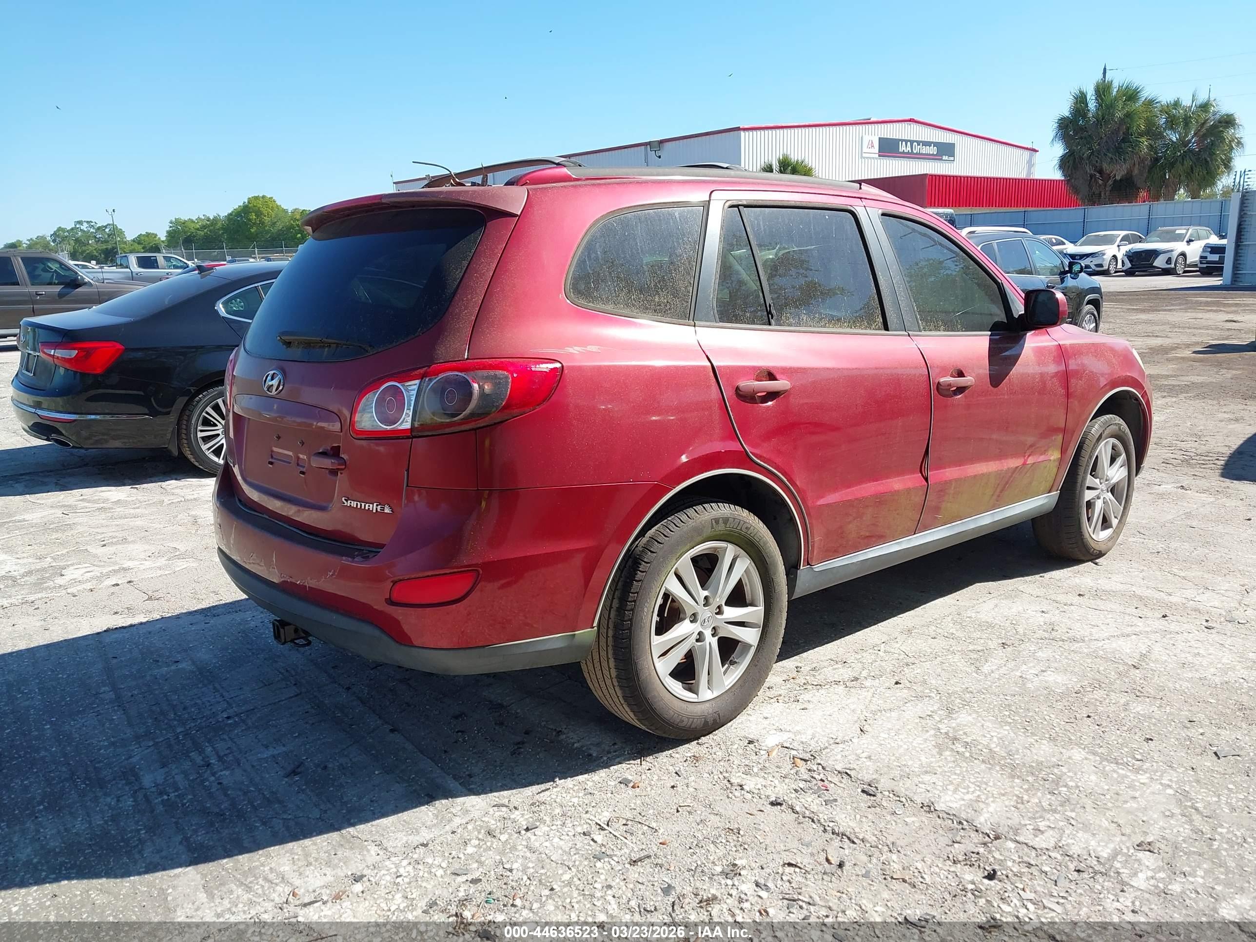 HYUNDAI SANTA image 4