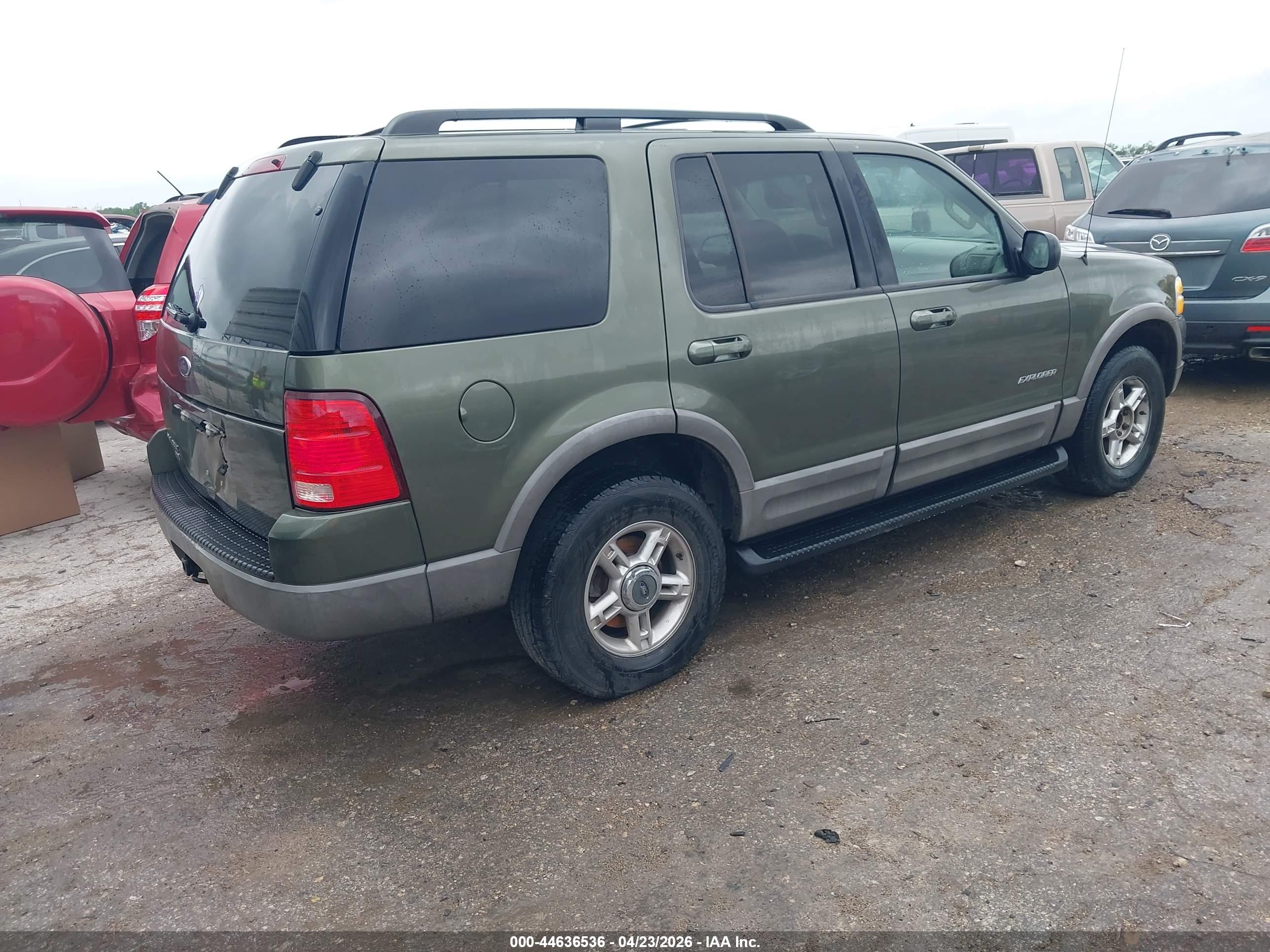 FORD EXPLORER image 4