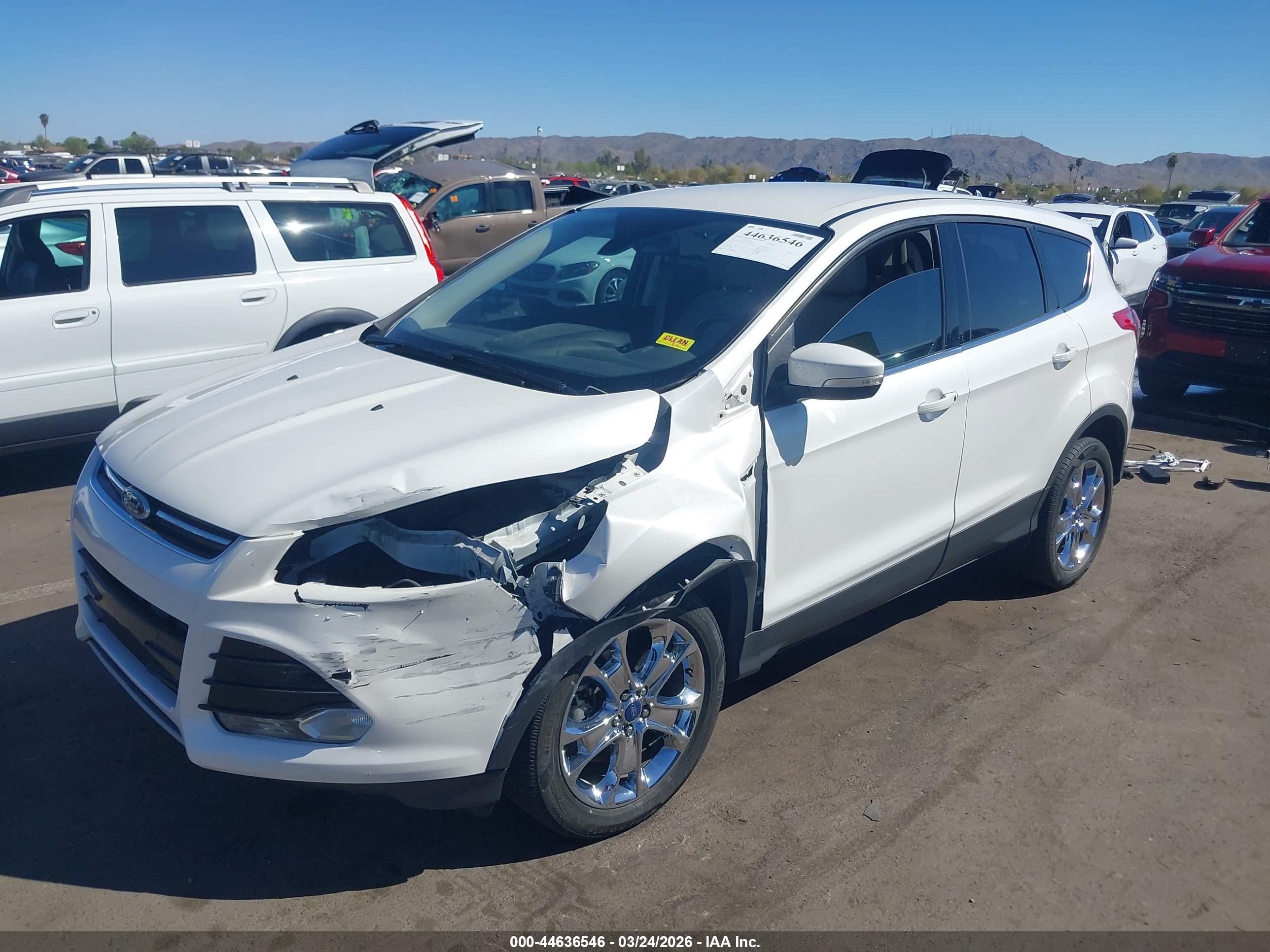 FORD ESCAPE image 2