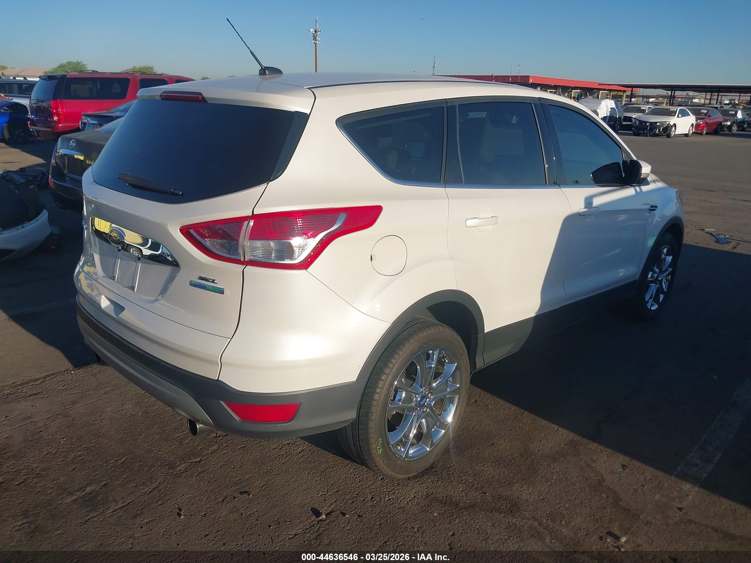 FORD ESCAPE image 4