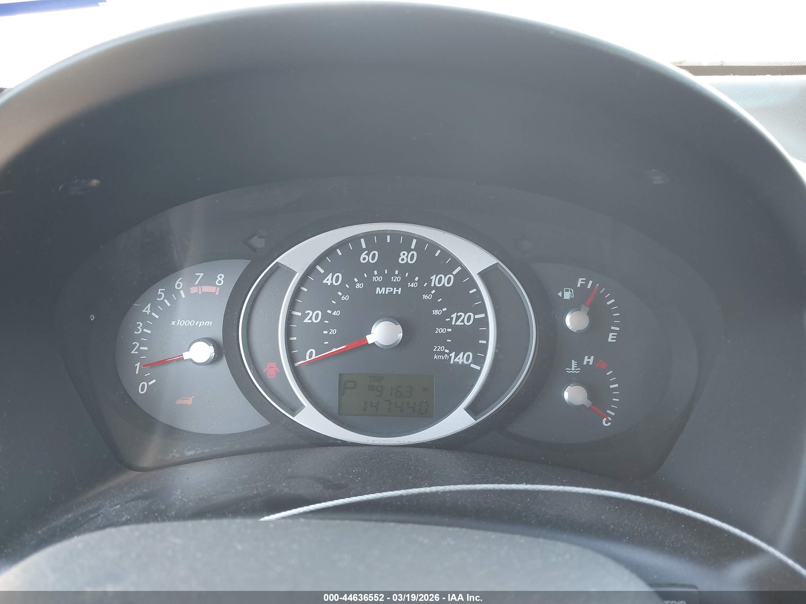 HYUNDAI TUCSON image 7