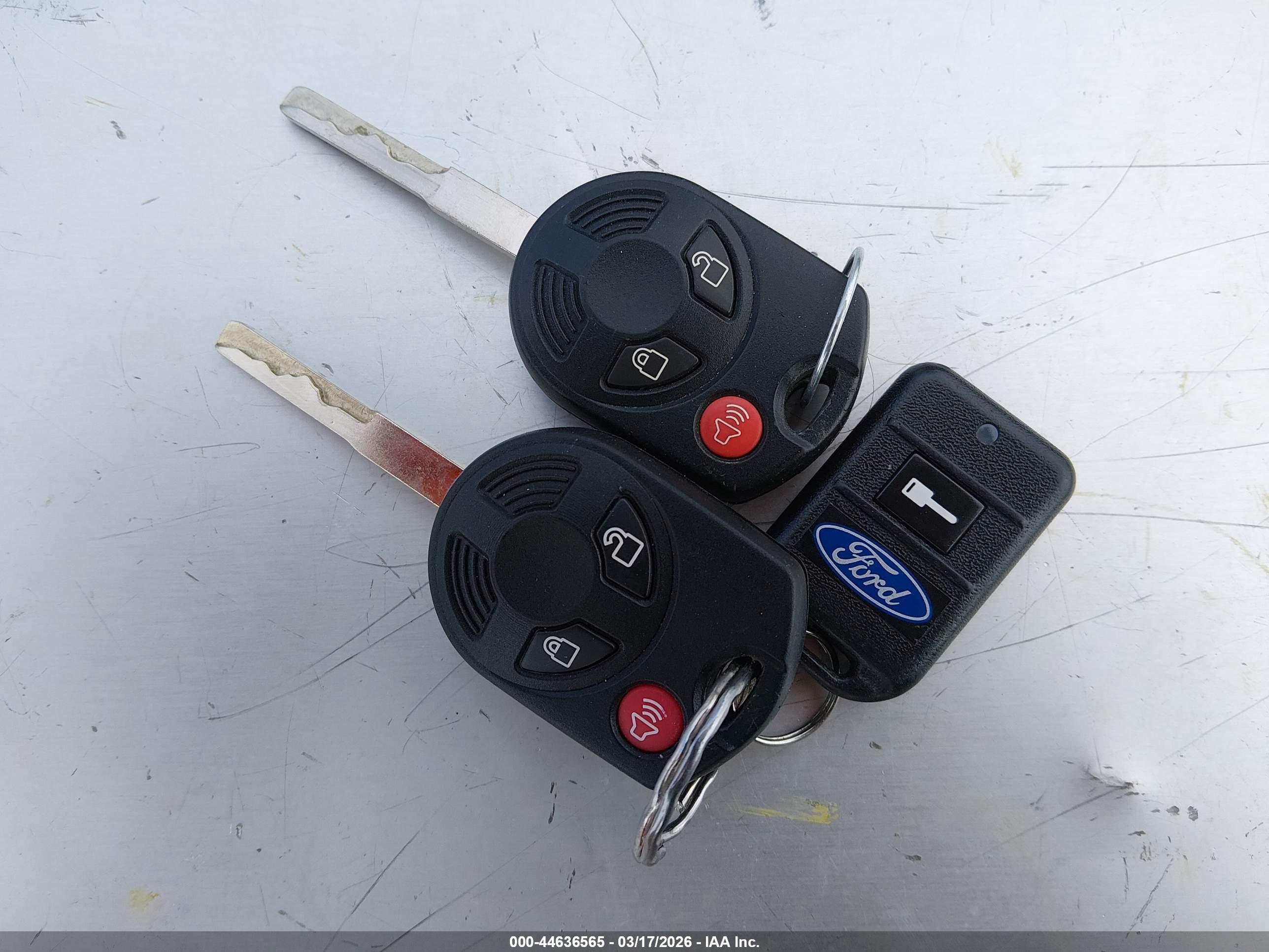 FORD ESCAPE image 11