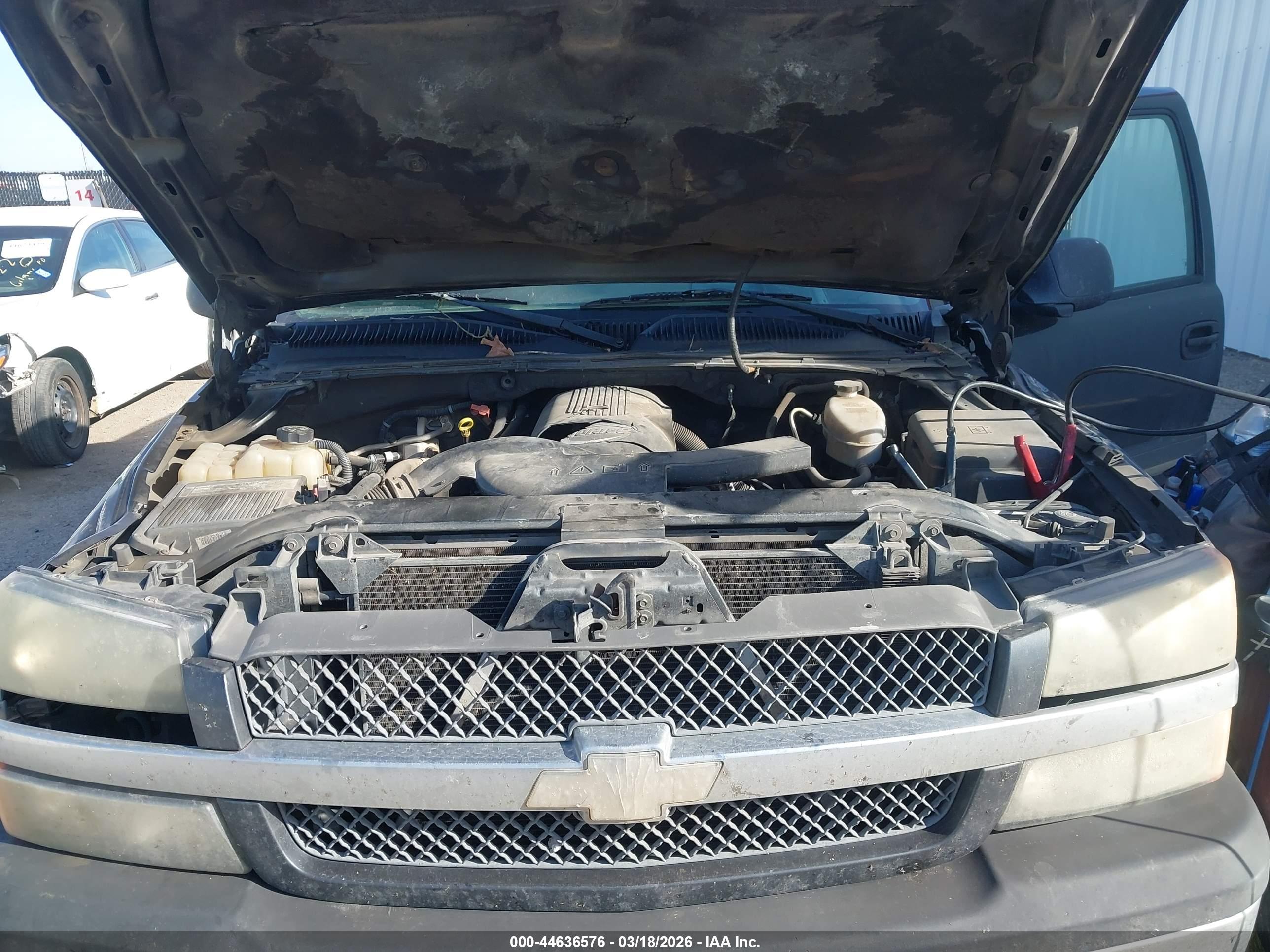 CHEVROLET AVALANCHE image 10