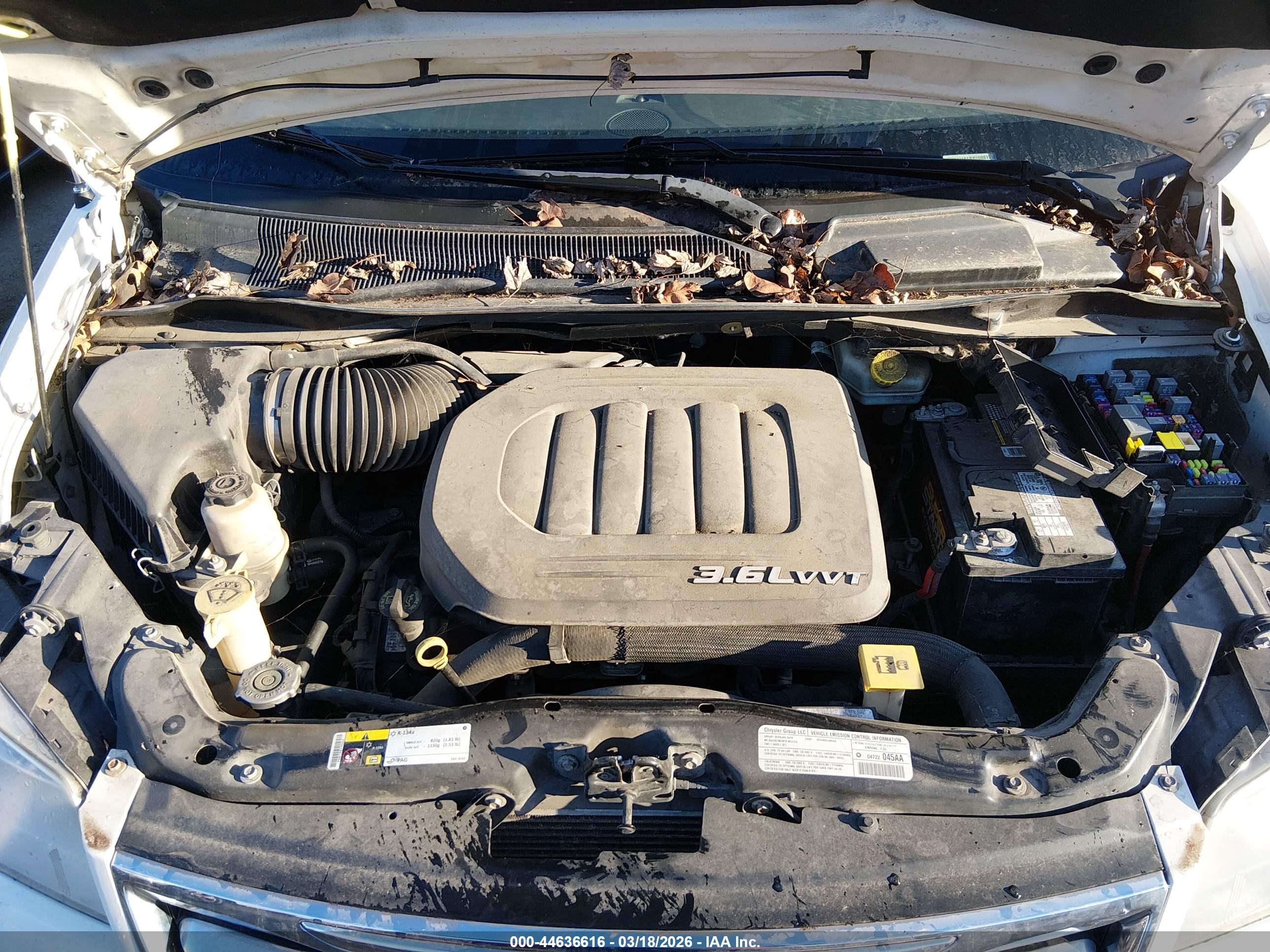 CHRYSLER TOWN image 10