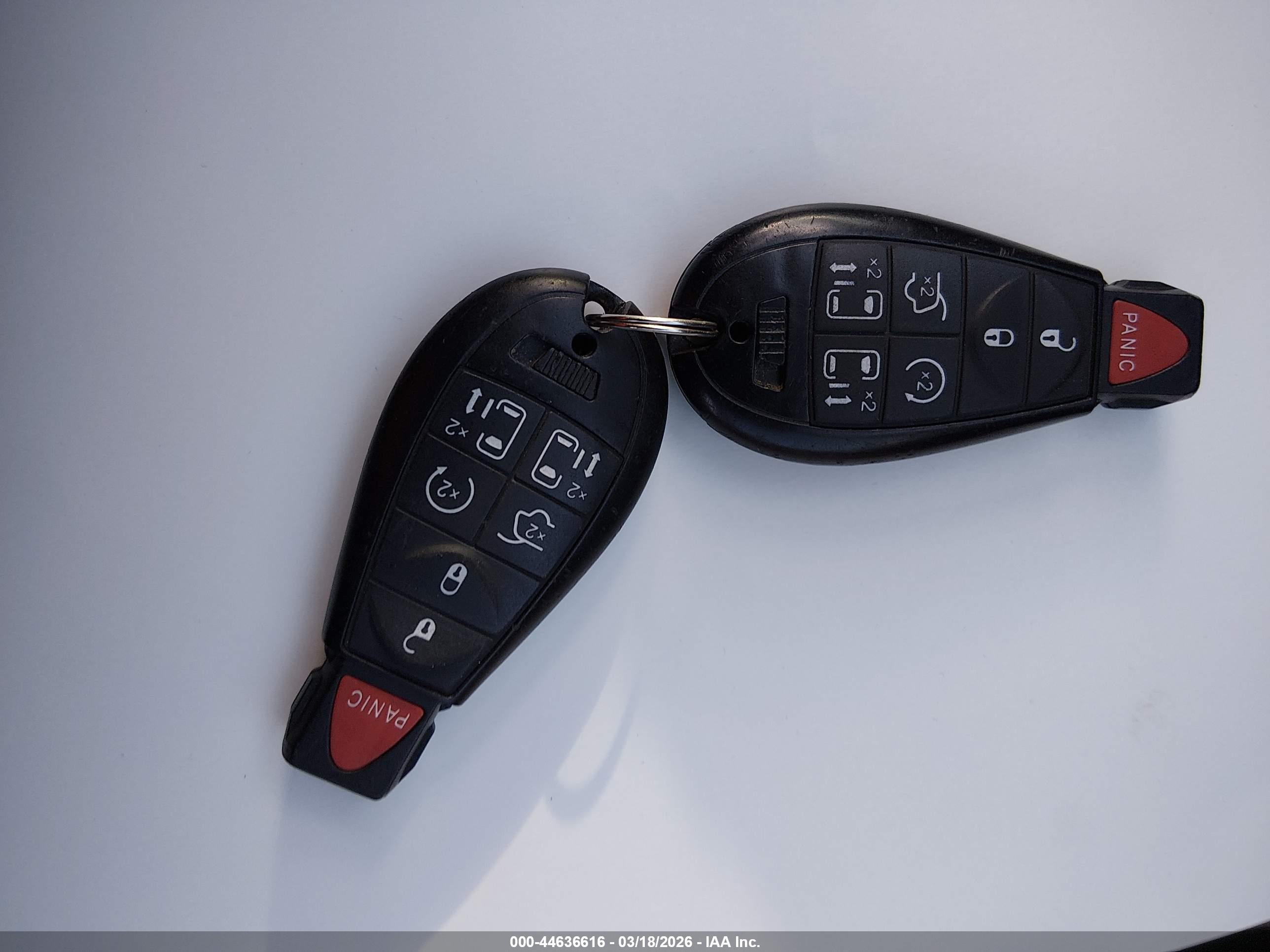 CHRYSLER TOWN image 11