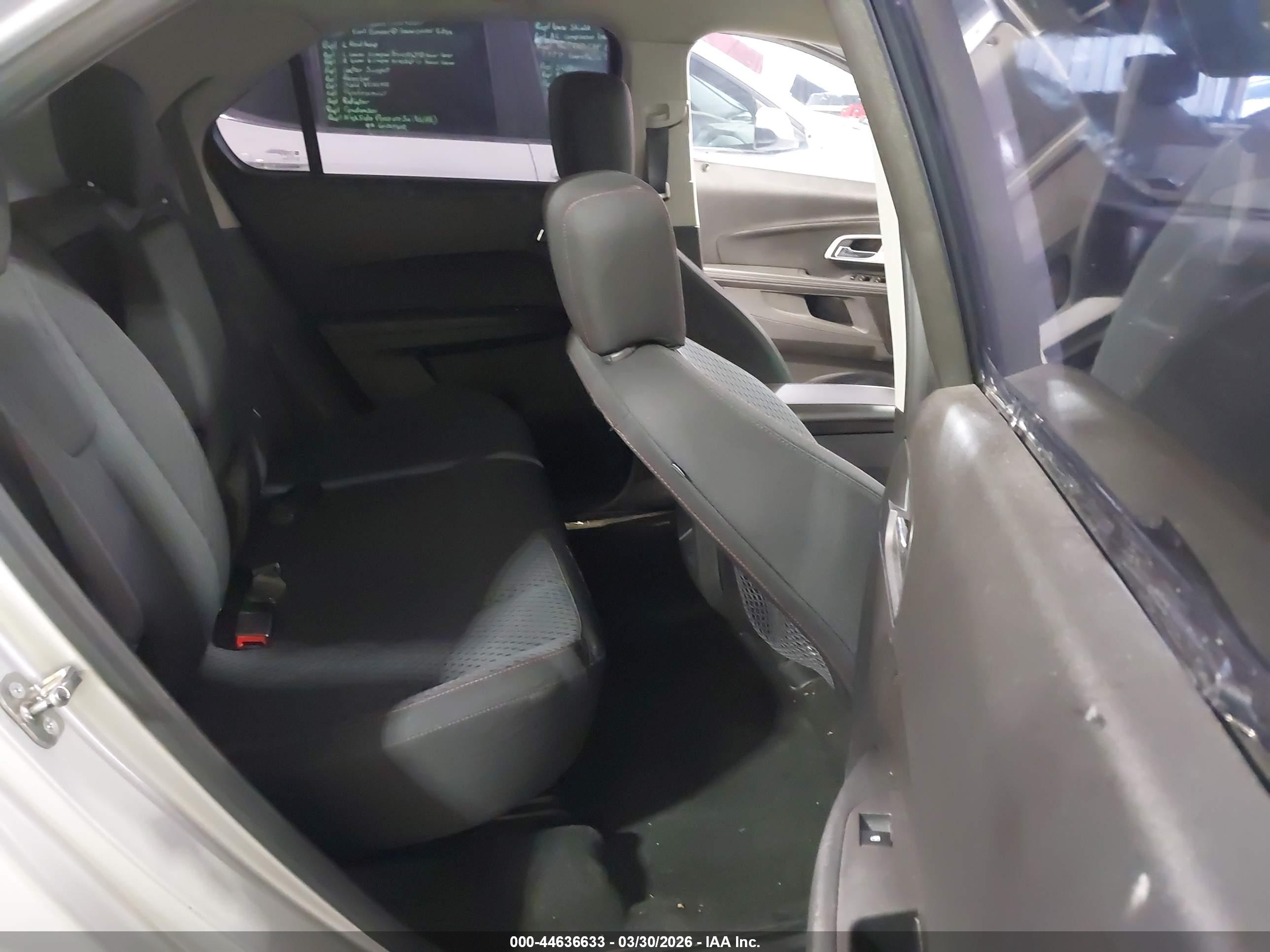 CHEVROLET EQUINOX image 8