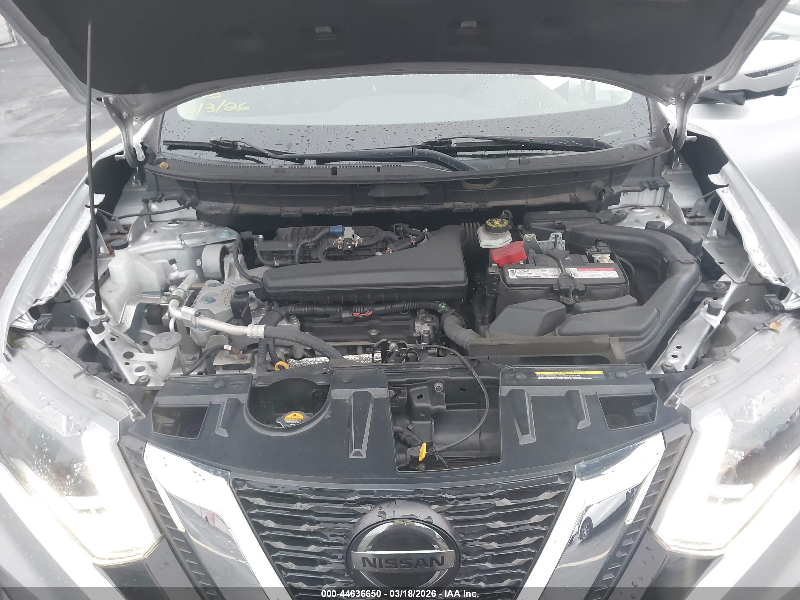 NISSAN ROGUE image 10