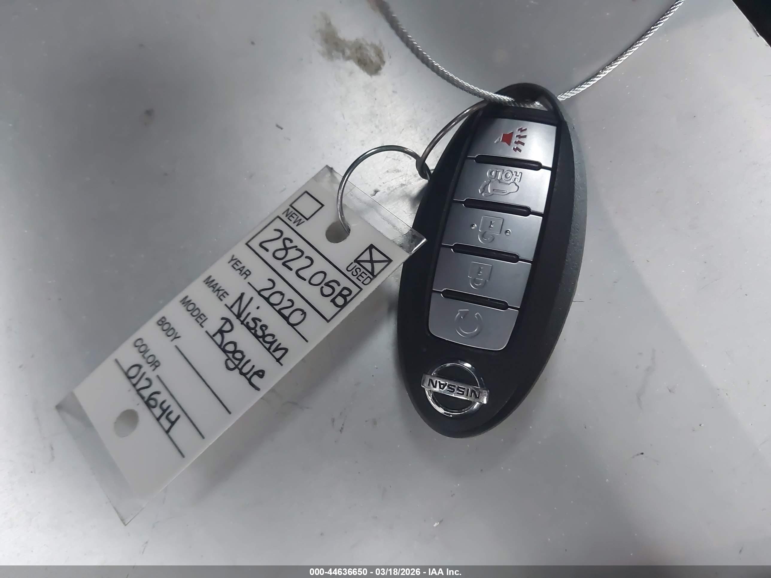 NISSAN ROGUE image 11