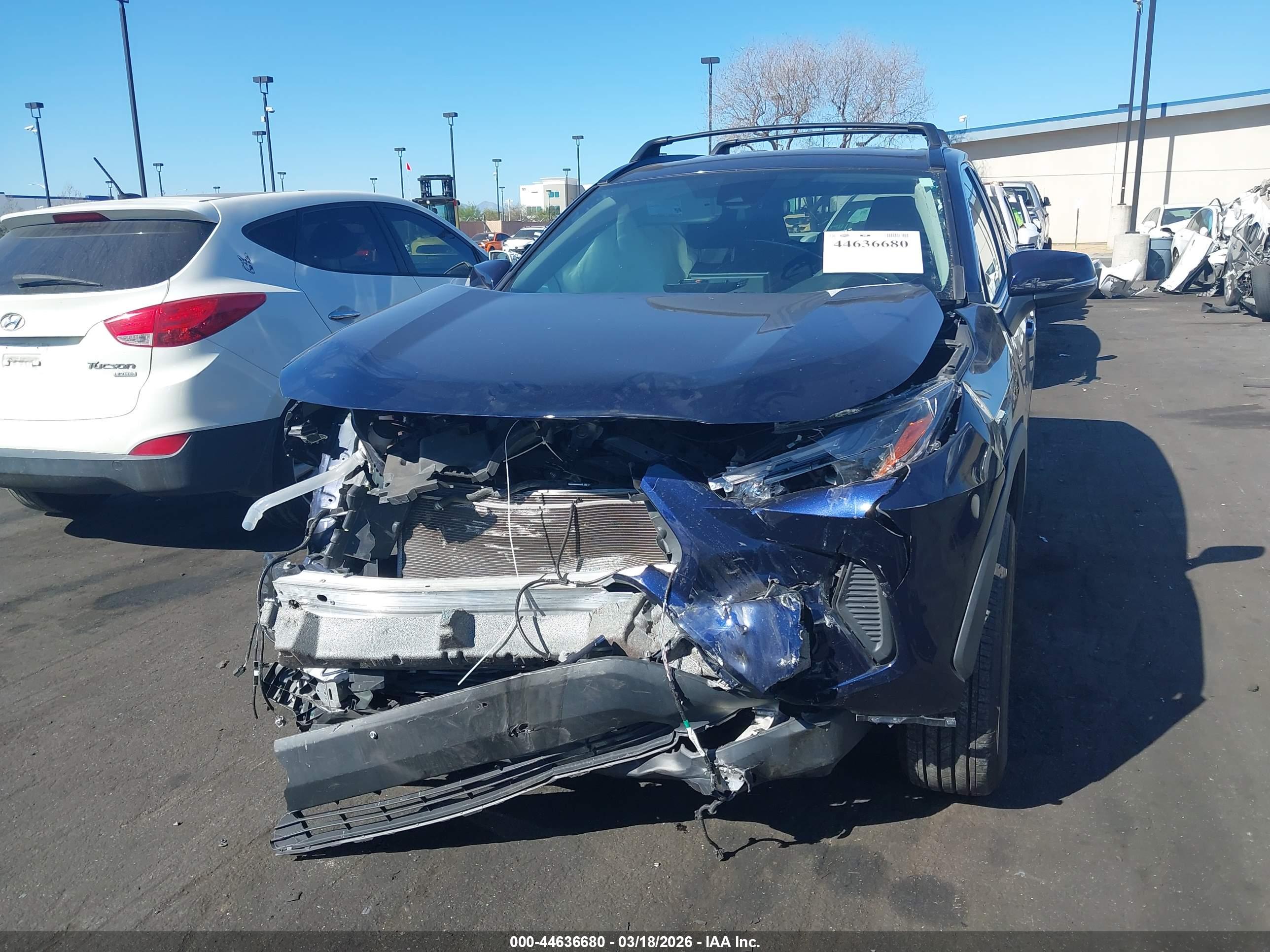 TOYOTA RAV4 image 6
