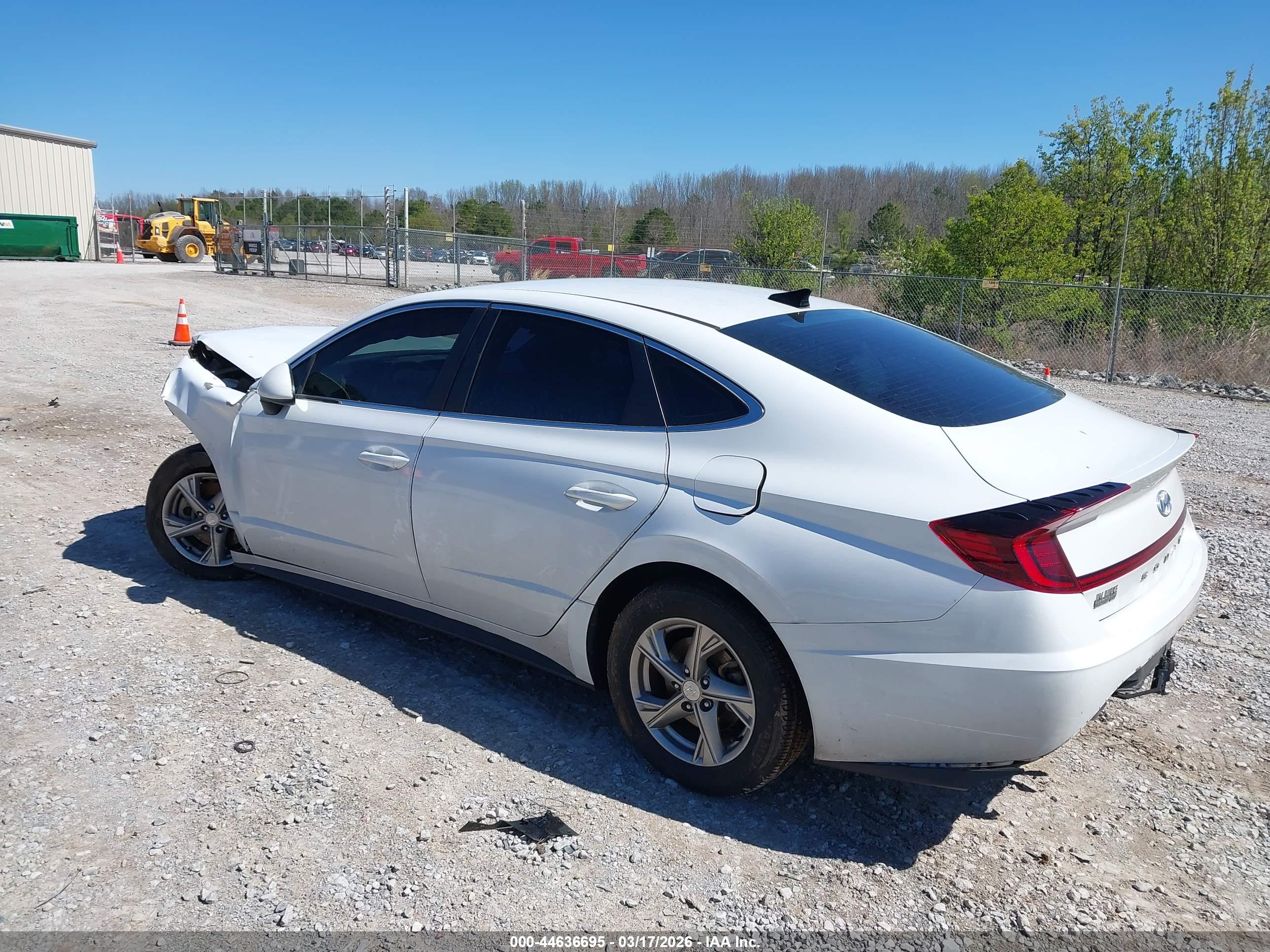 HYUNDAI SONATA image 3
