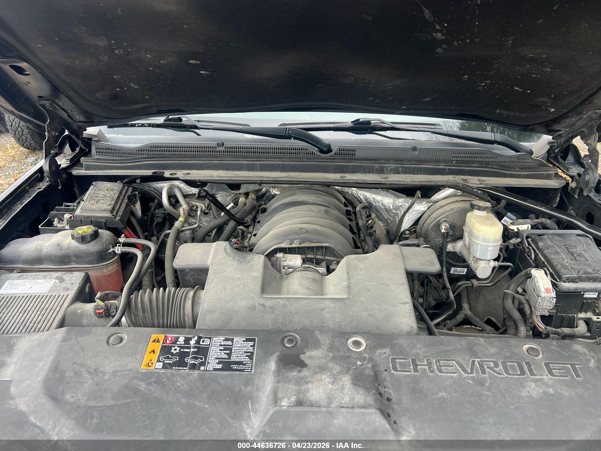 CHEVROLET SUBURBAN image 10