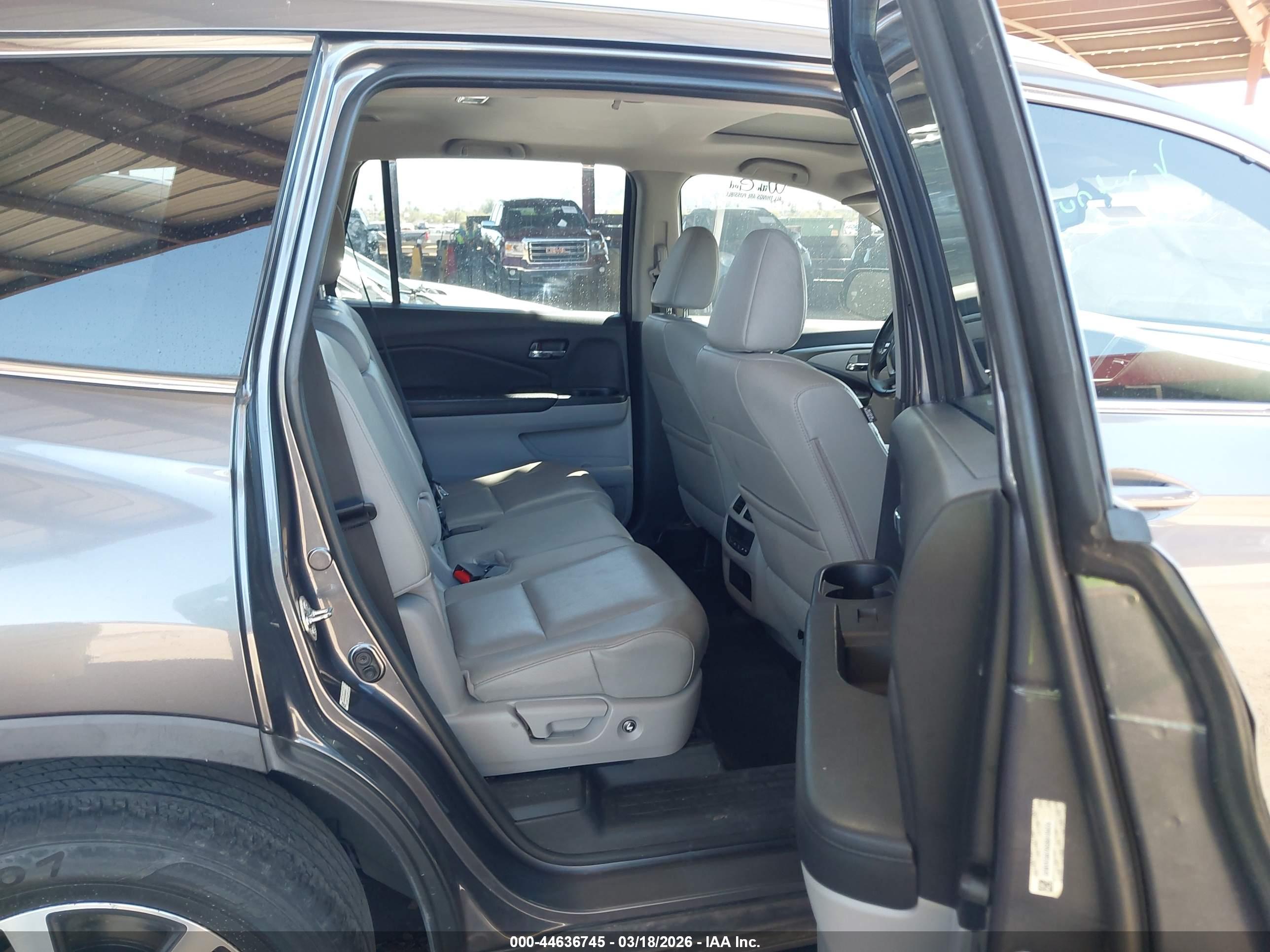 HONDA PILOT image 8