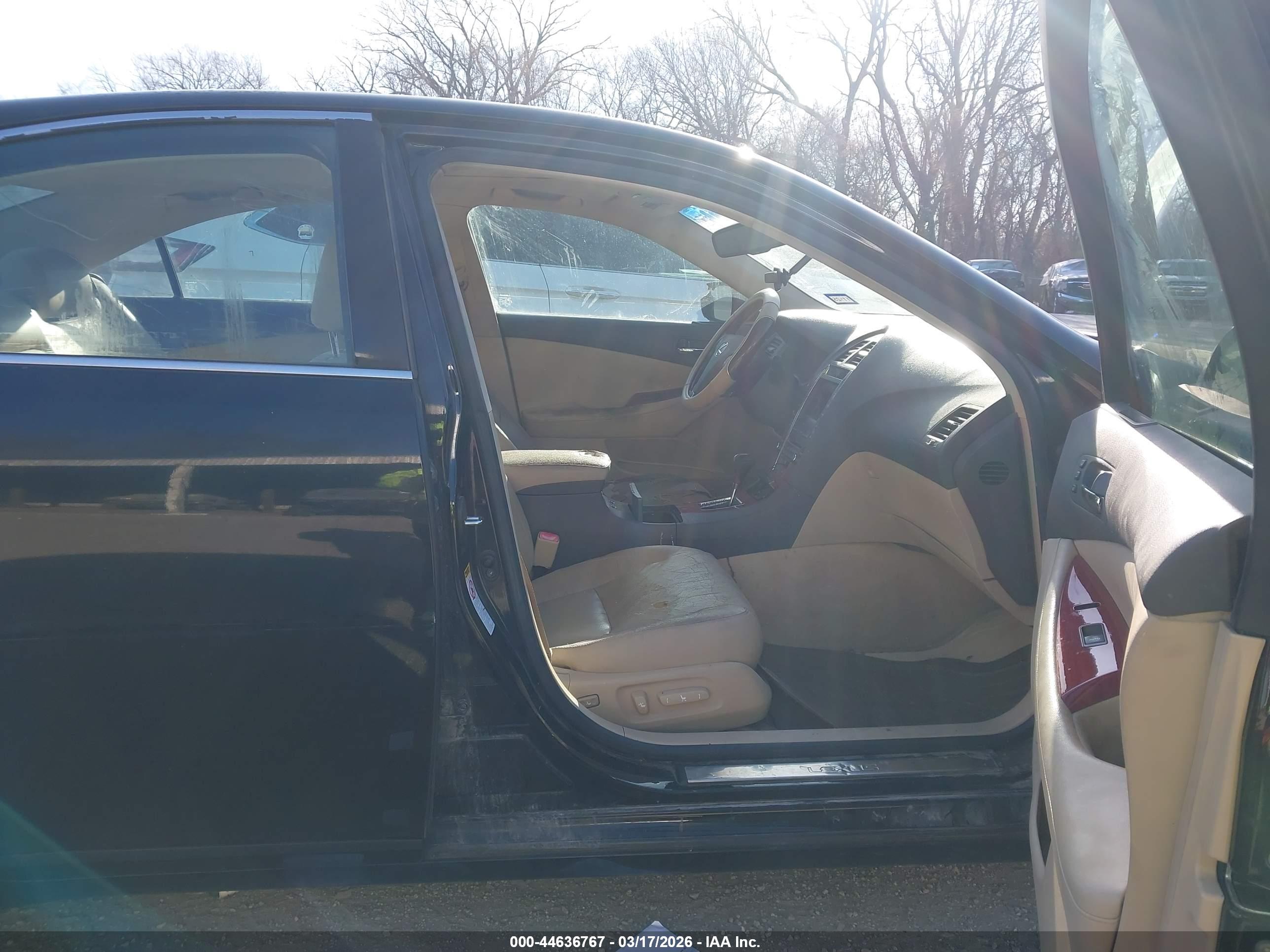 LEXUS ES image 5