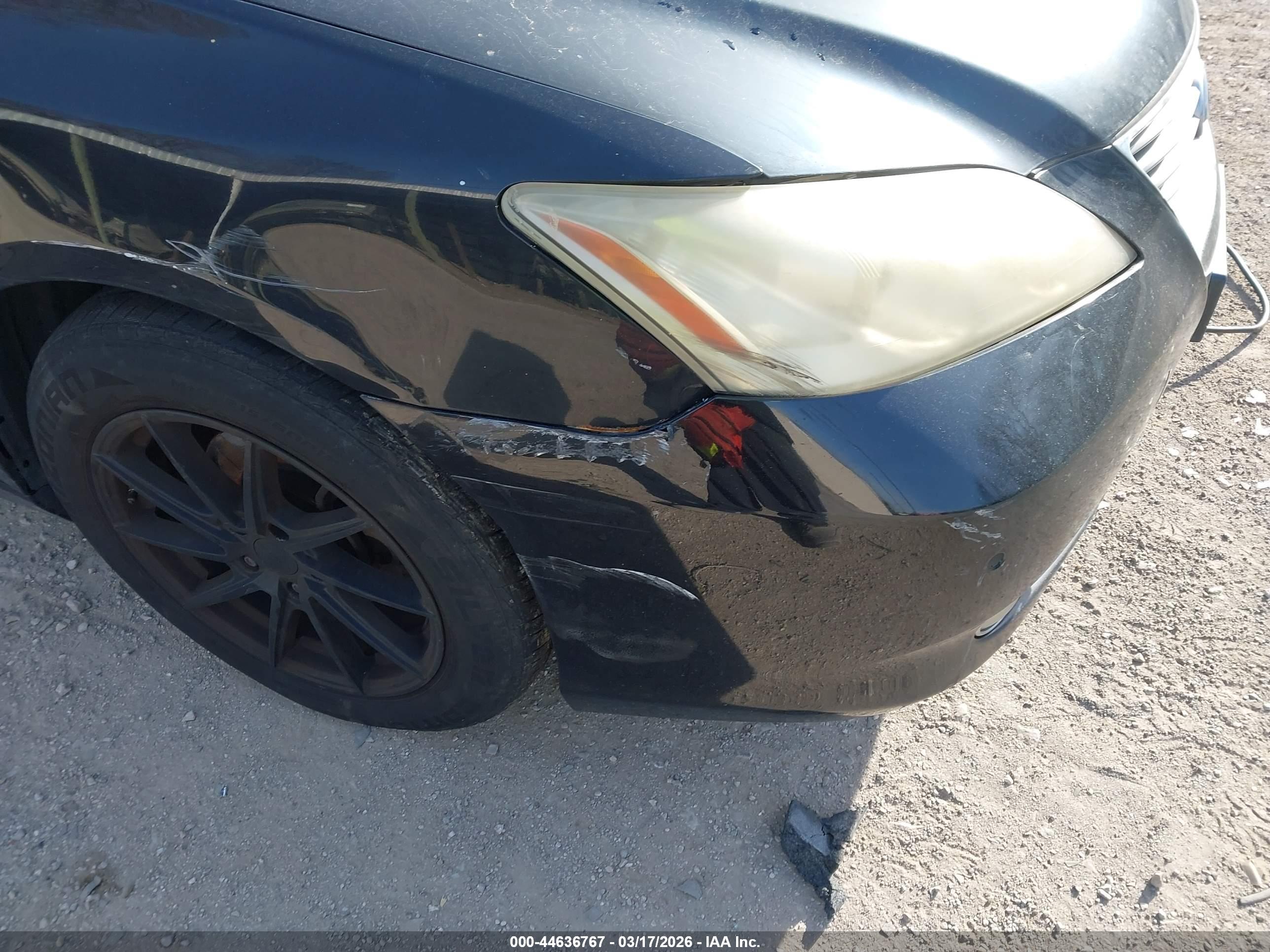 LEXUS ES image 6
