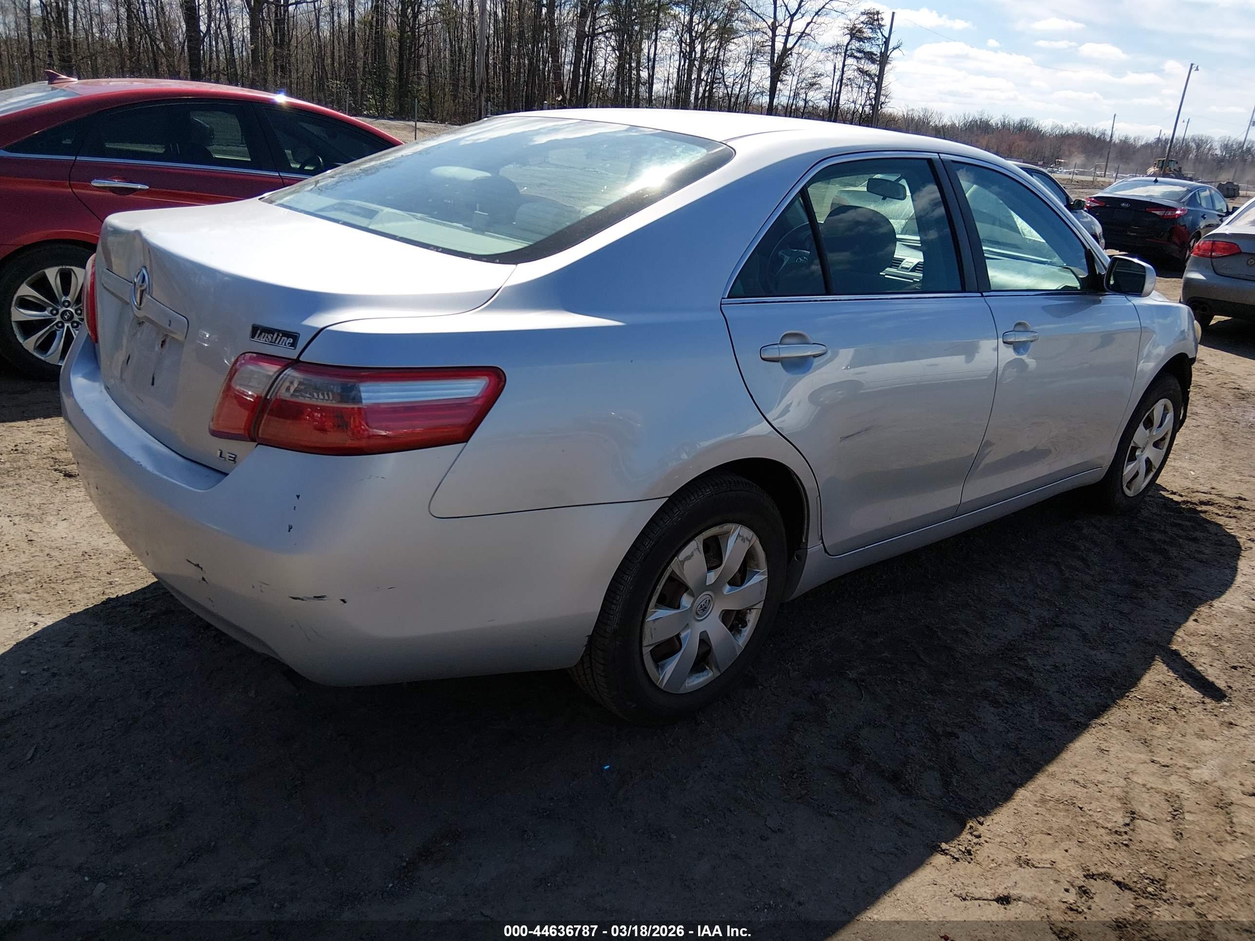 TOYOTA CAMRY image 4