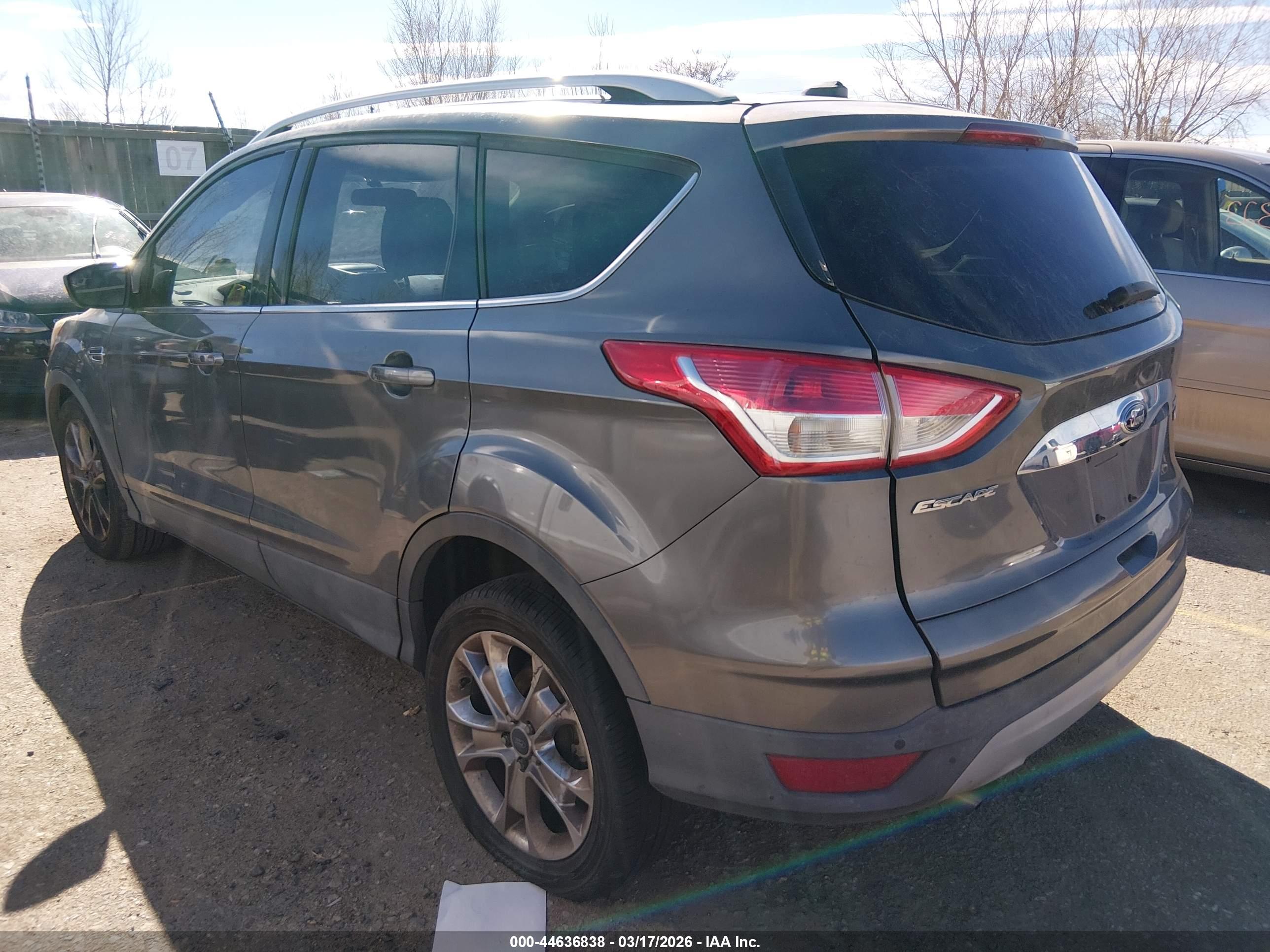FORD ESCAPE image 3