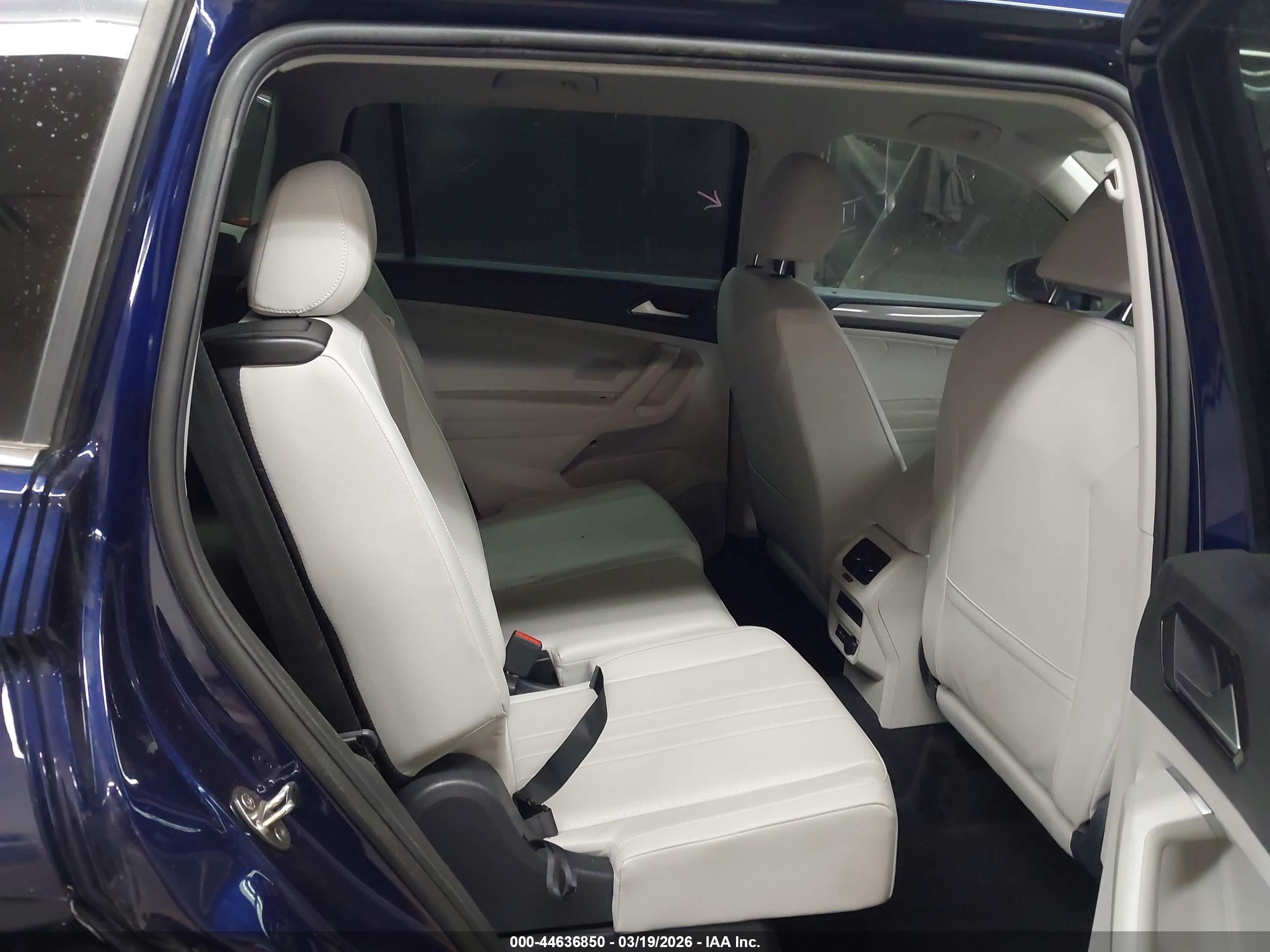 VOLKSWAGEN TIGUAN image 8