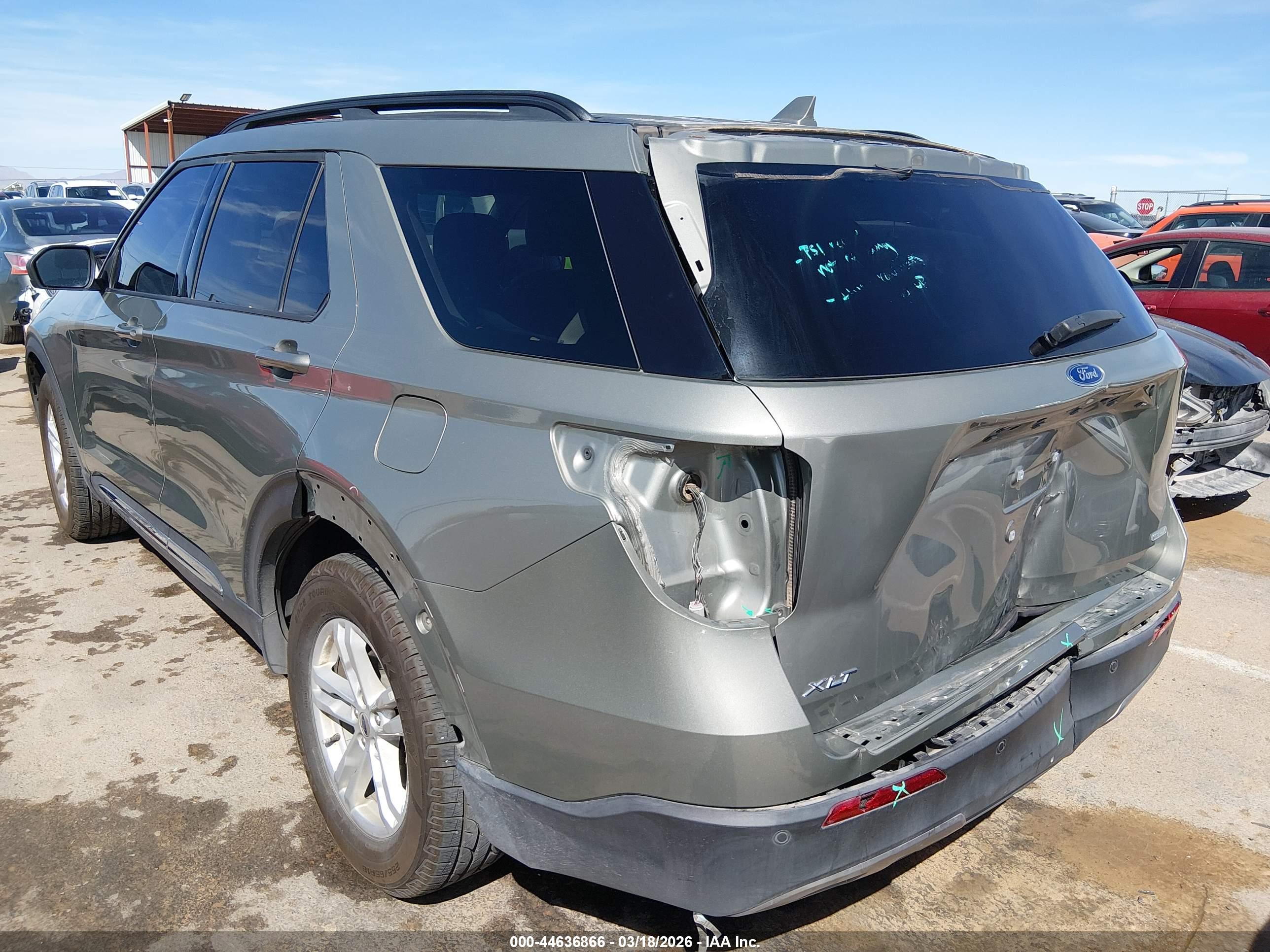 FORD EXPLORER image 6