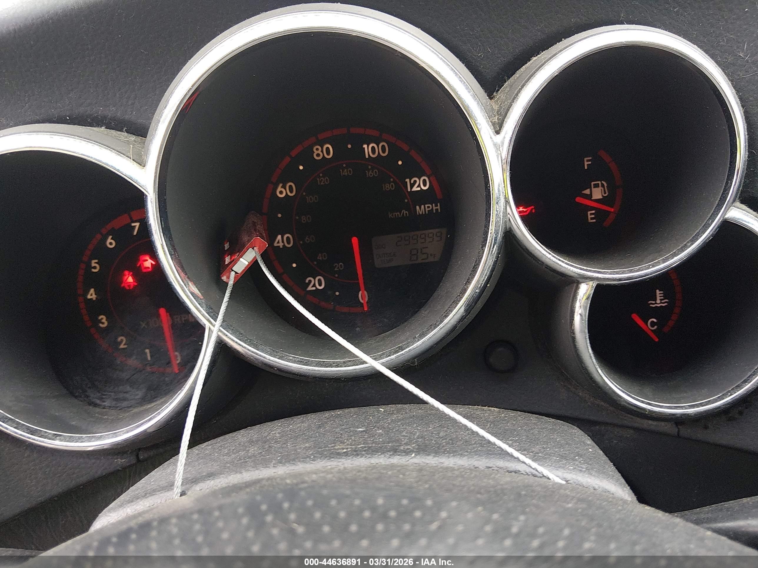 TOYOTA MATRIX image 7