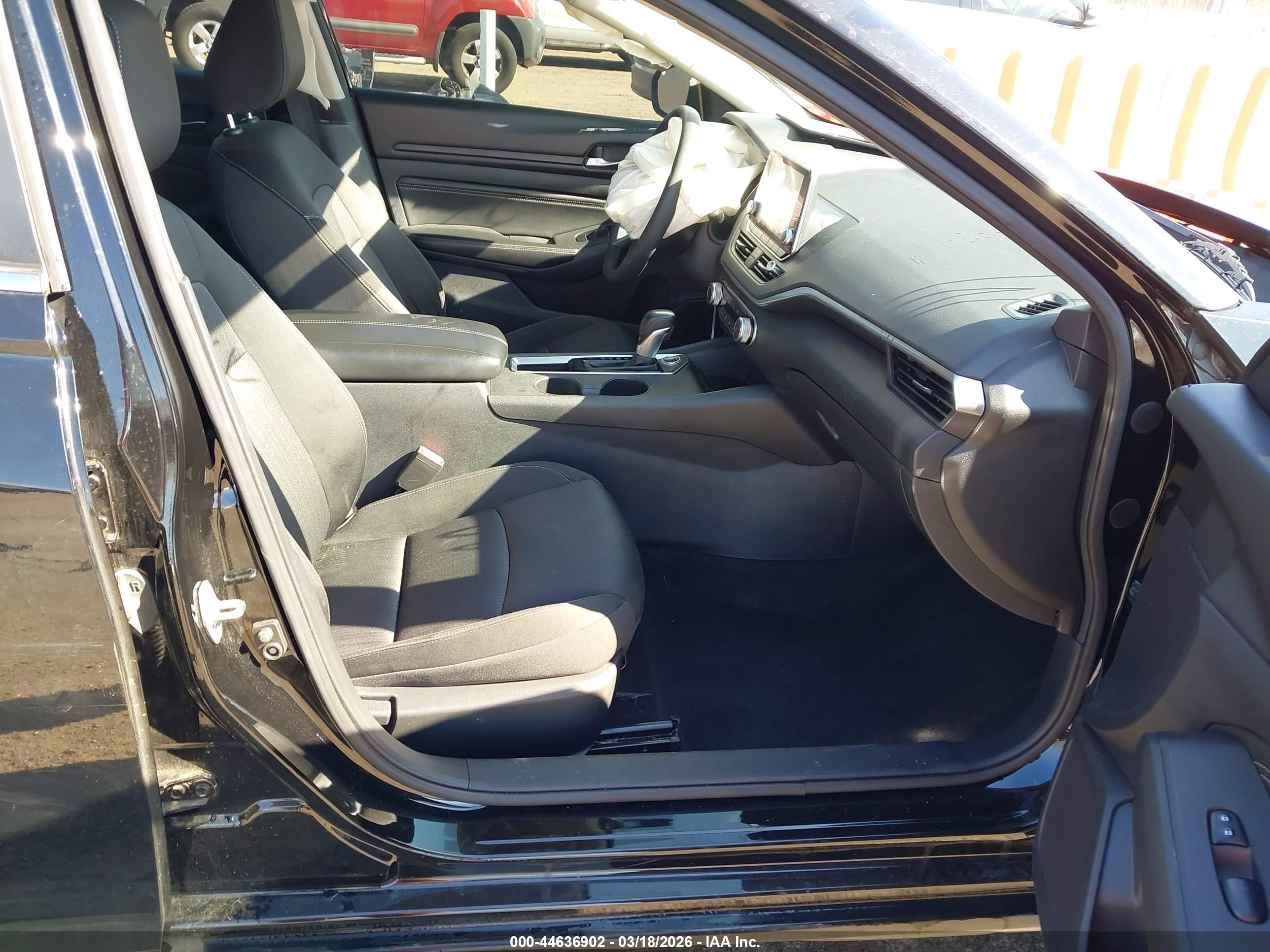 NISSAN ALTIMA image 5