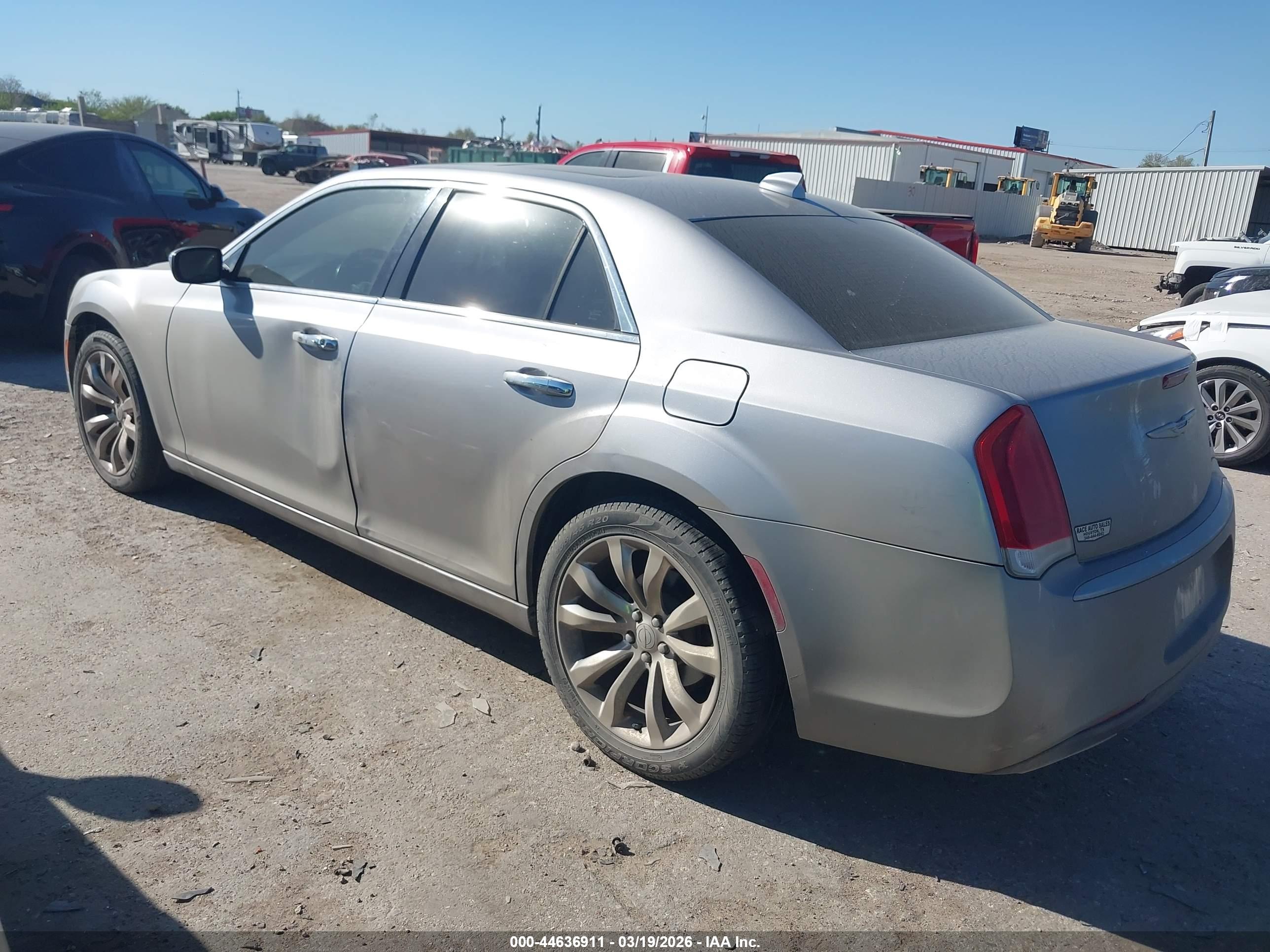 CHRYSLER 300C image 3