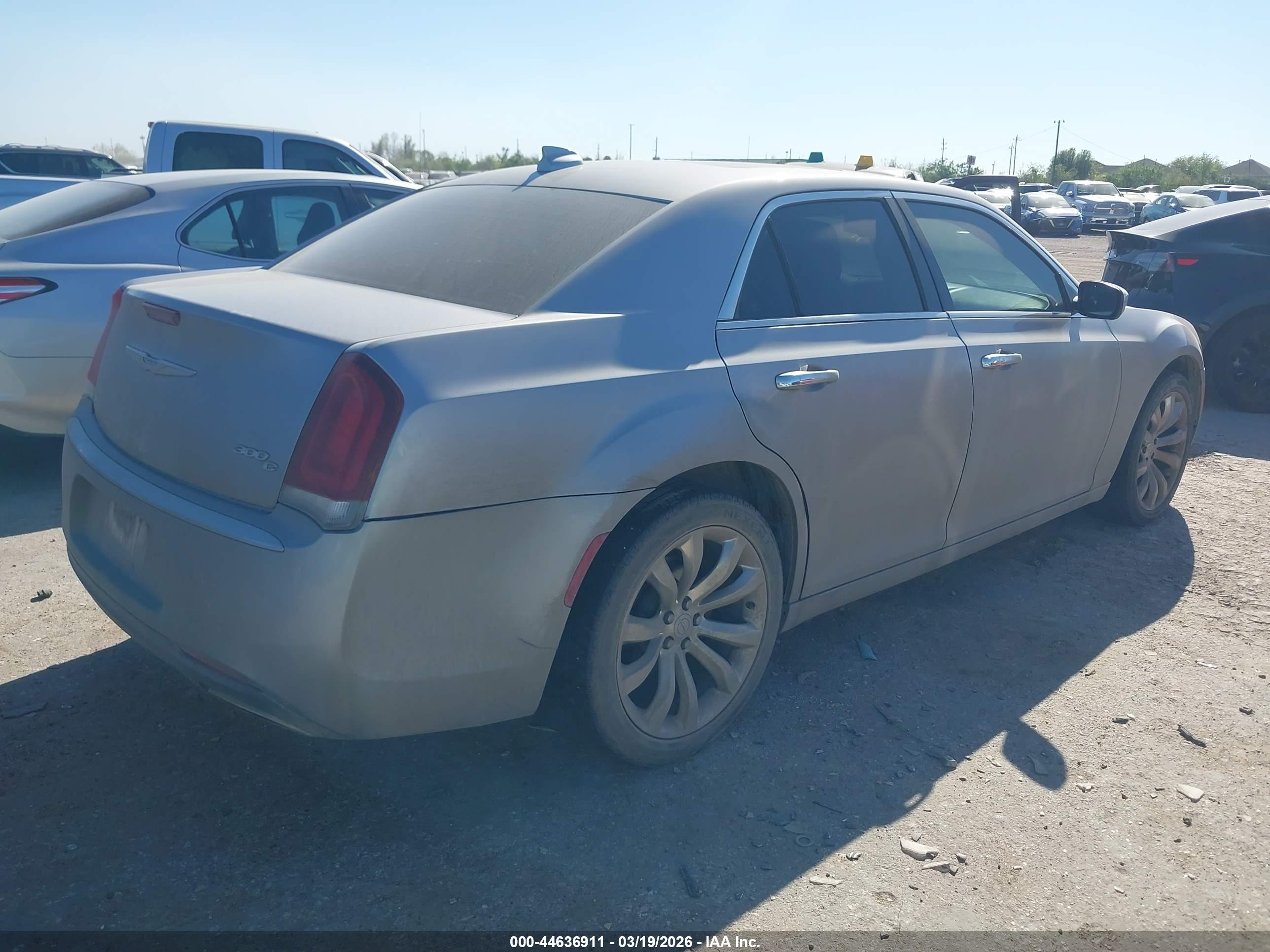 CHRYSLER 300C image 4