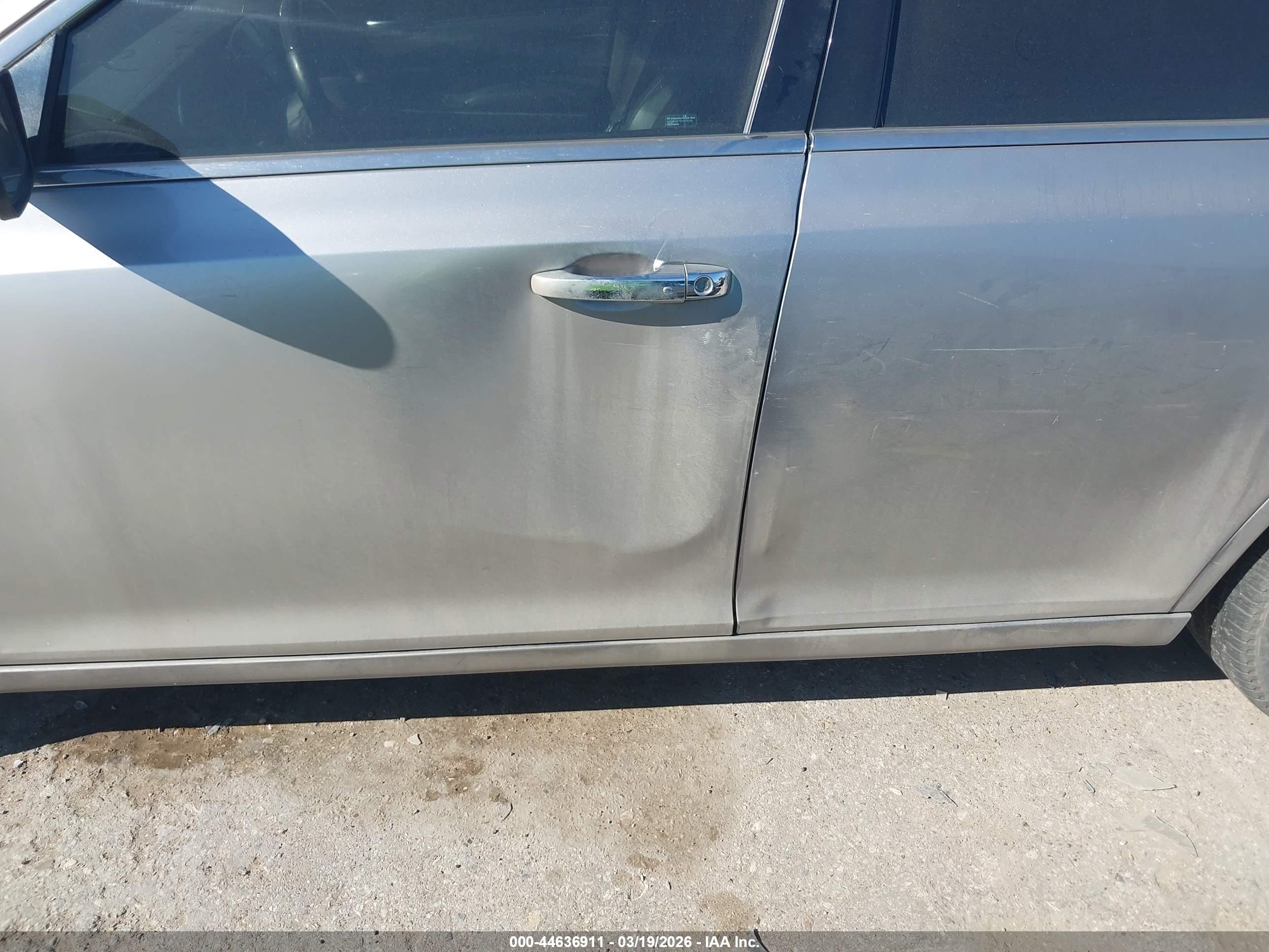 CHRYSLER 300C image 6