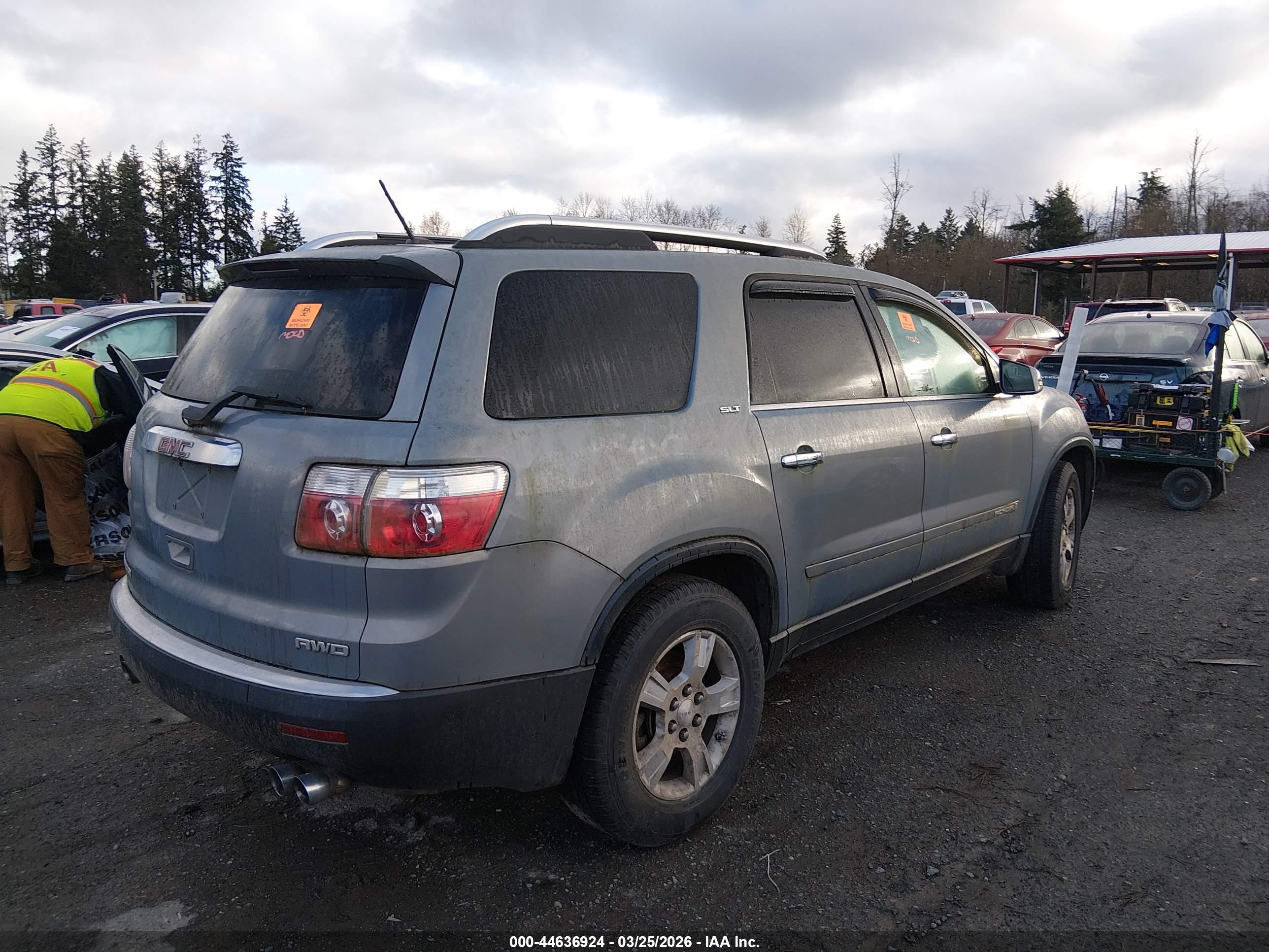 GMC ACADIA image 4