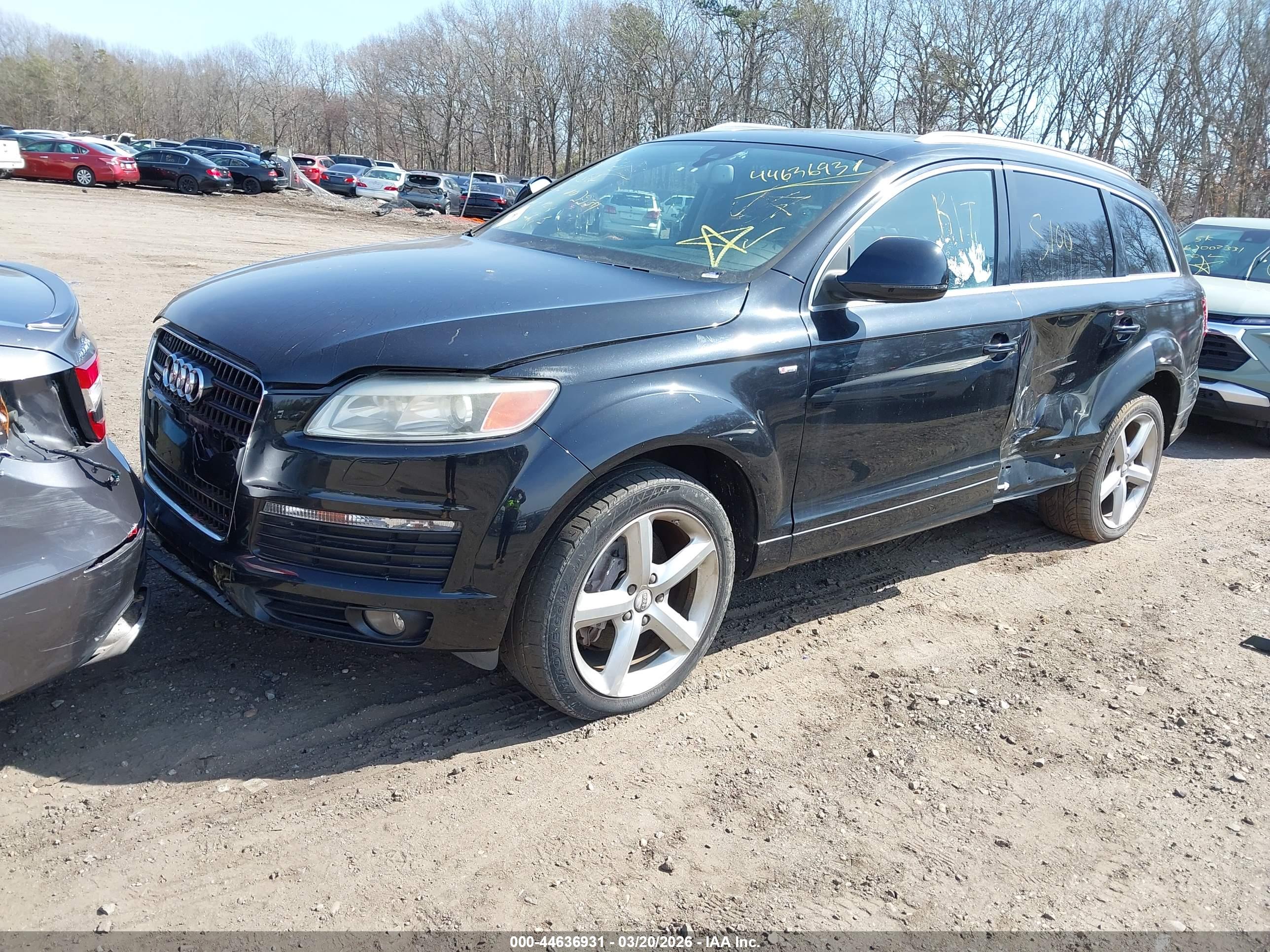 AUDI Q7 image 2