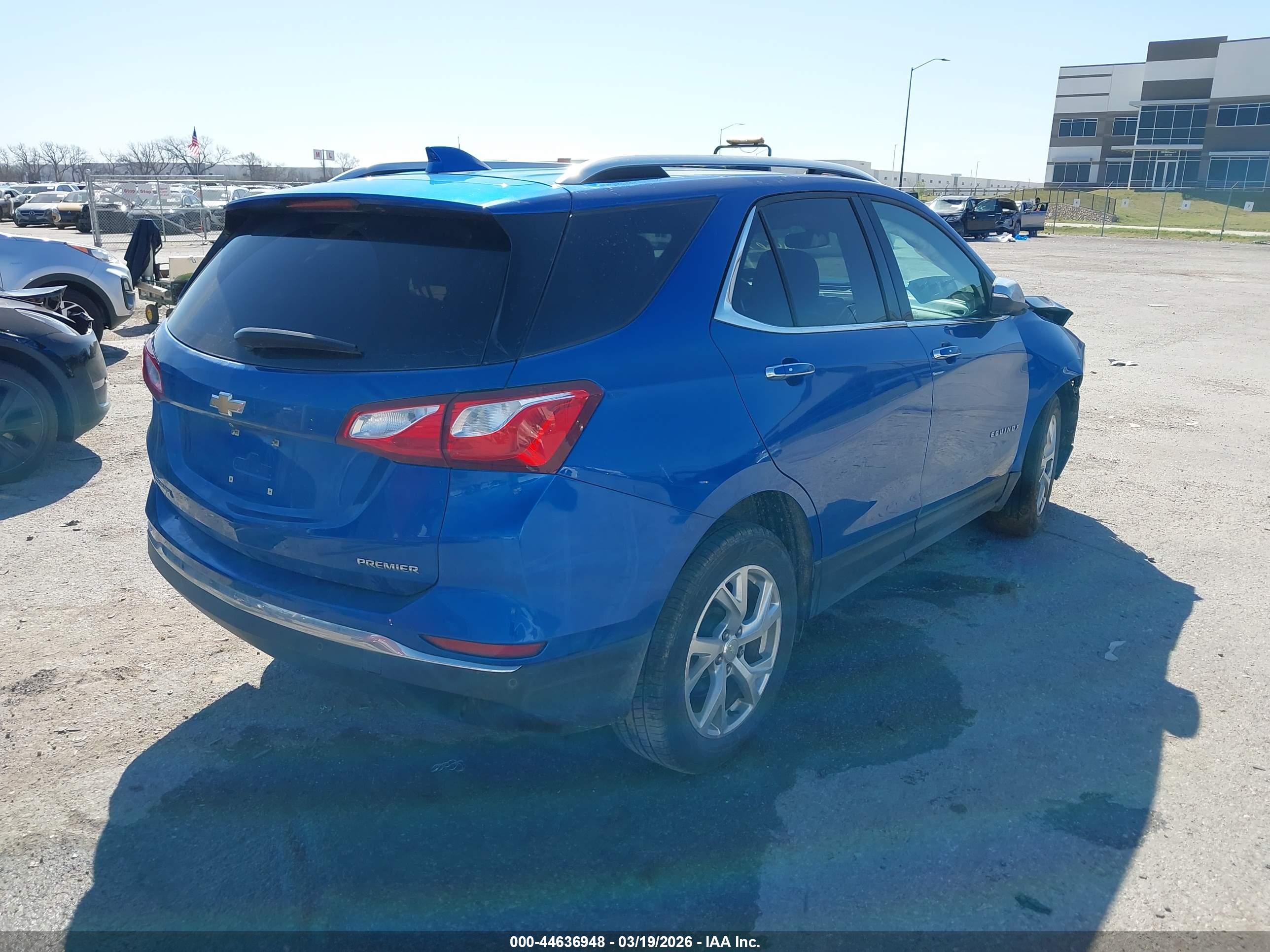 CHEVROLET EQUINOX image 4