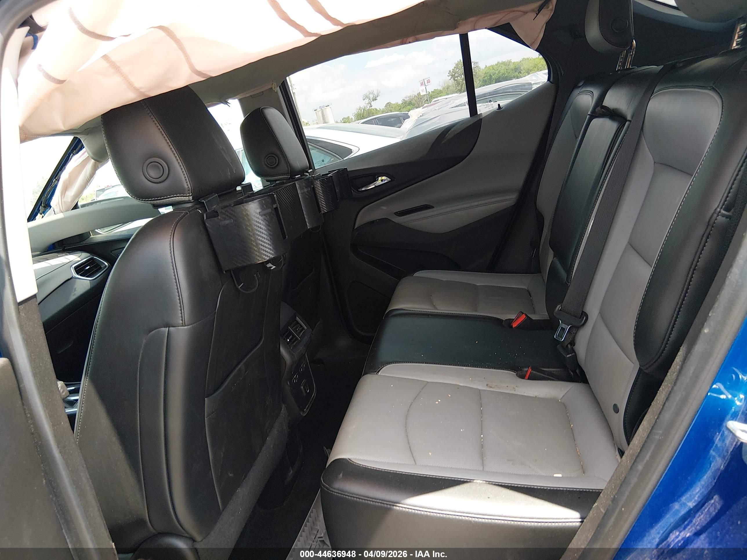 CHEVROLET EQUINOX image 8
