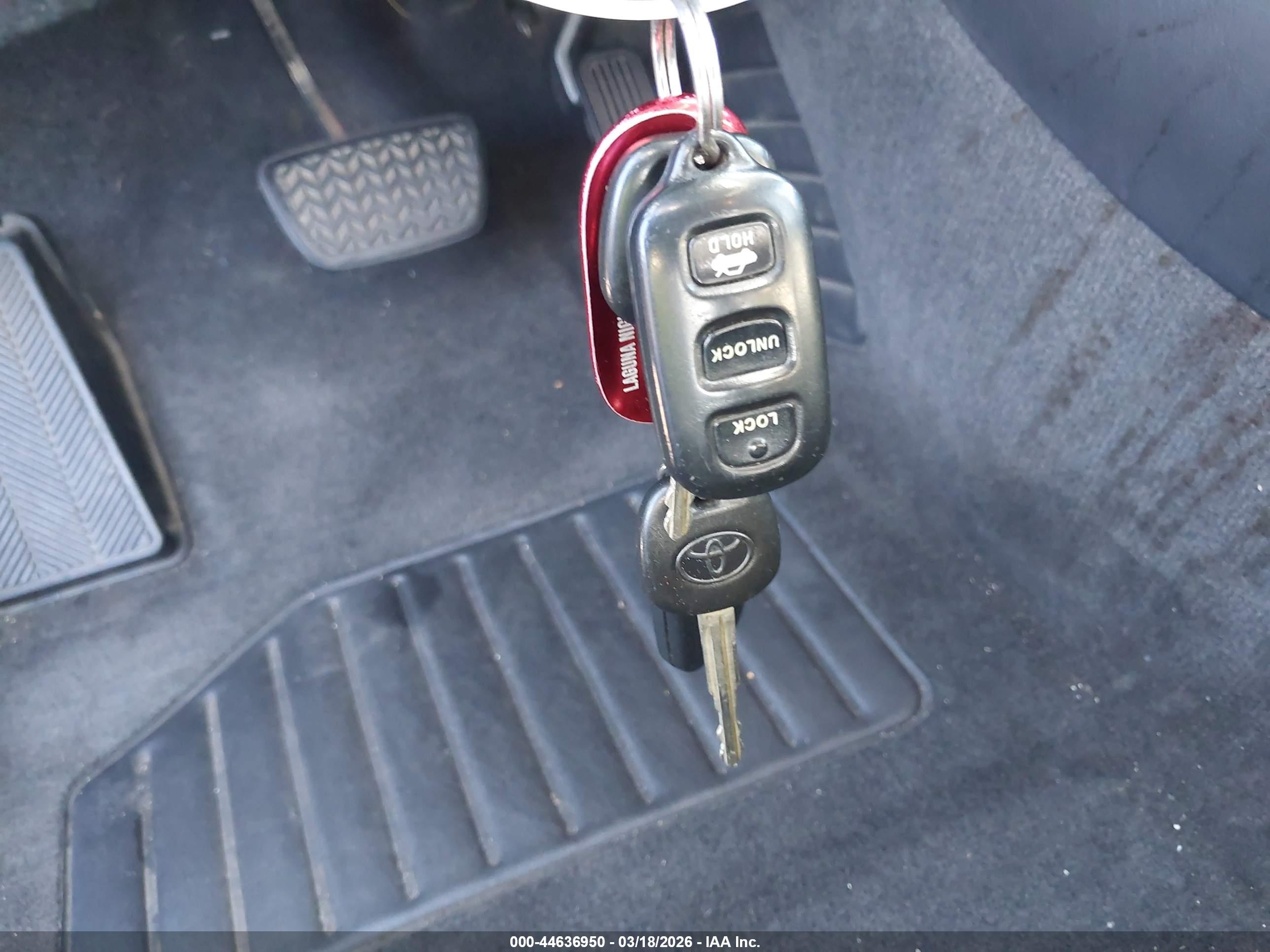 TOYOTA CAMRY image 11