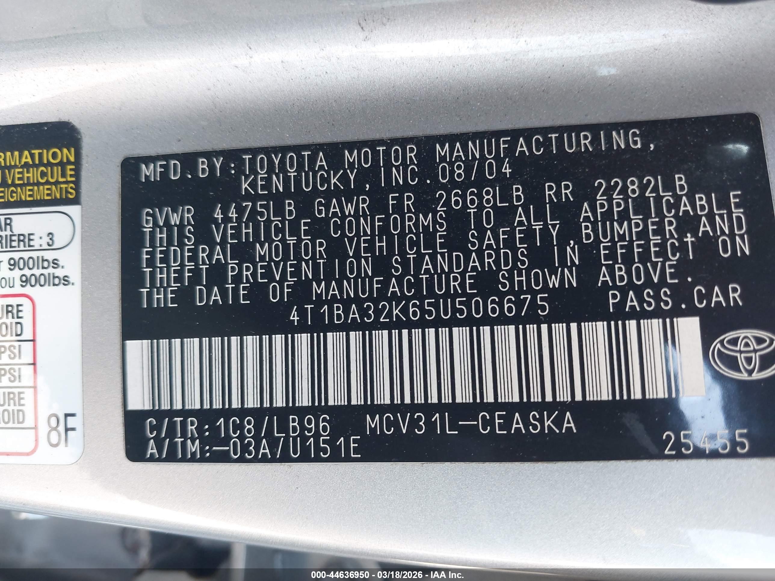 TOYOTA CAMRY image 9