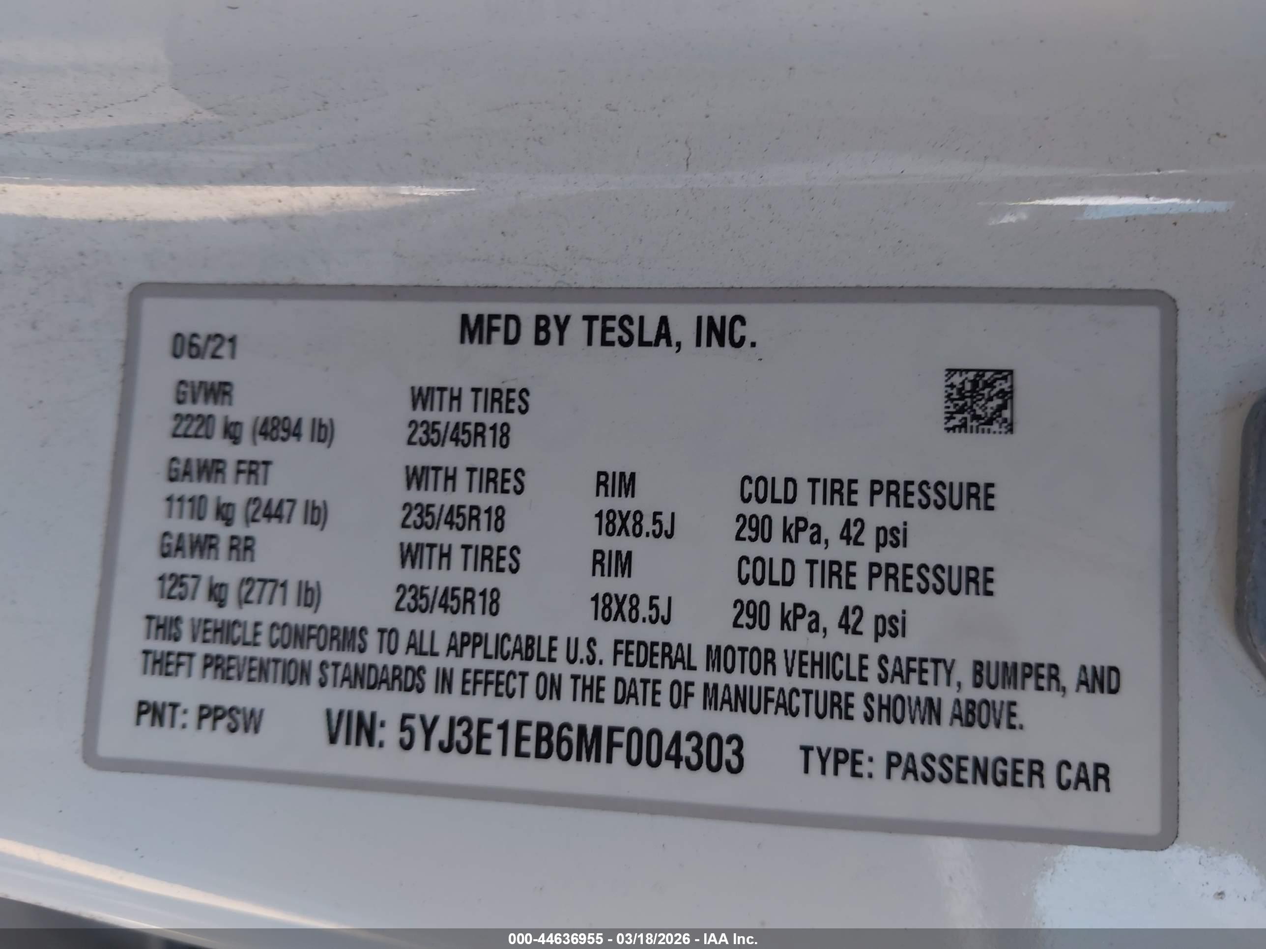 TESLA MODEL image 9