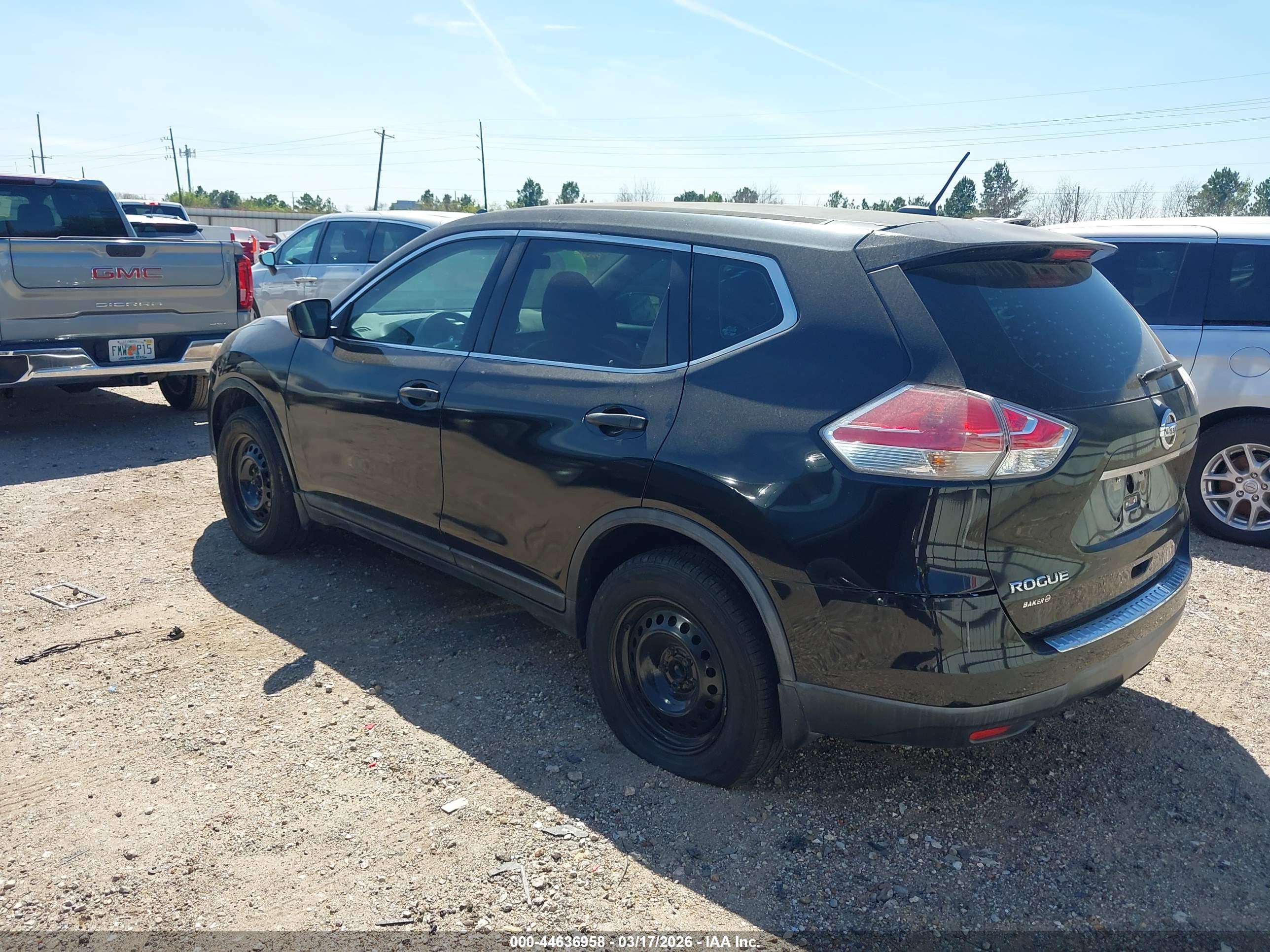 NISSAN ROGUE image 3