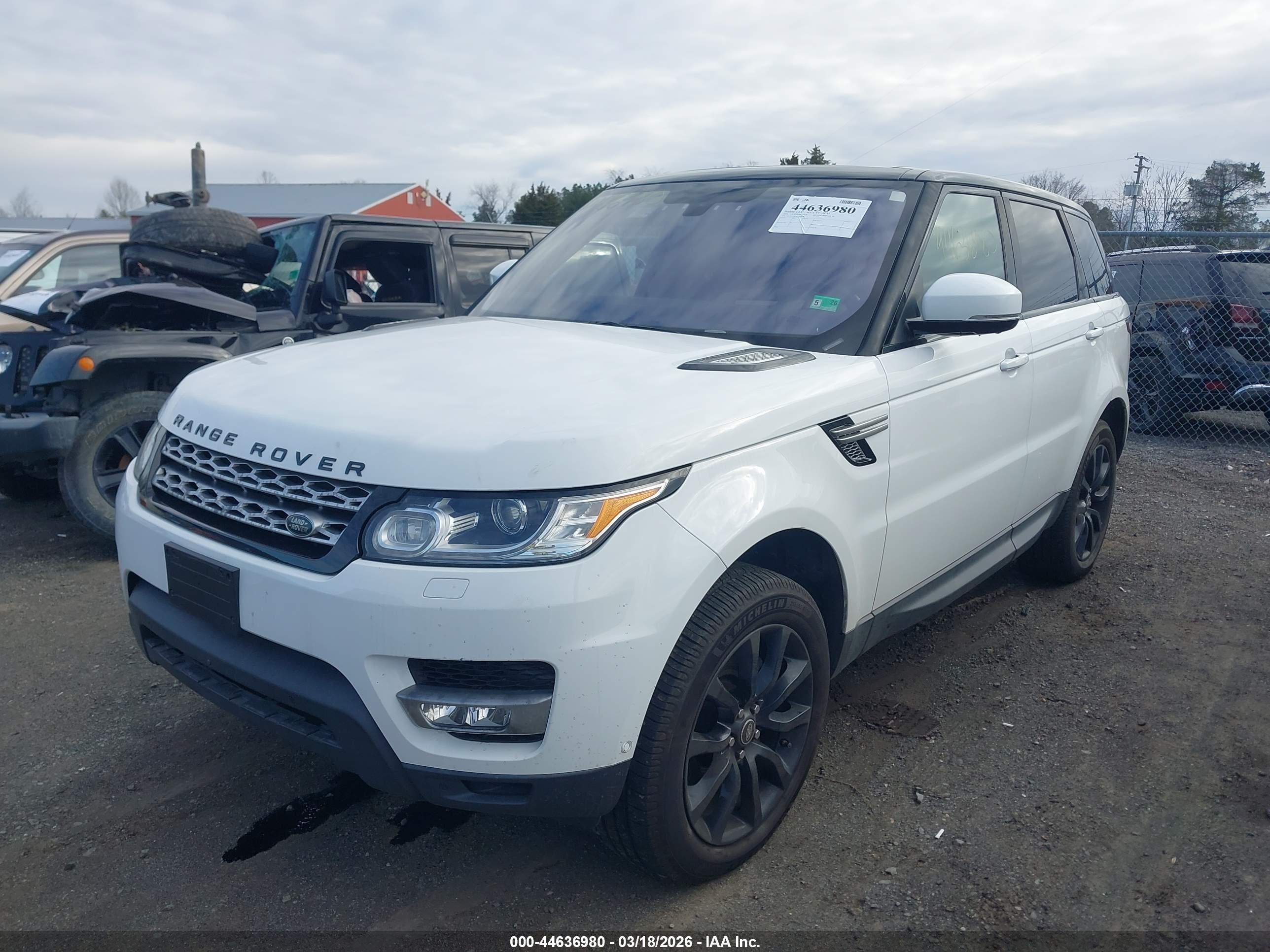 LAND ROVER image 2
