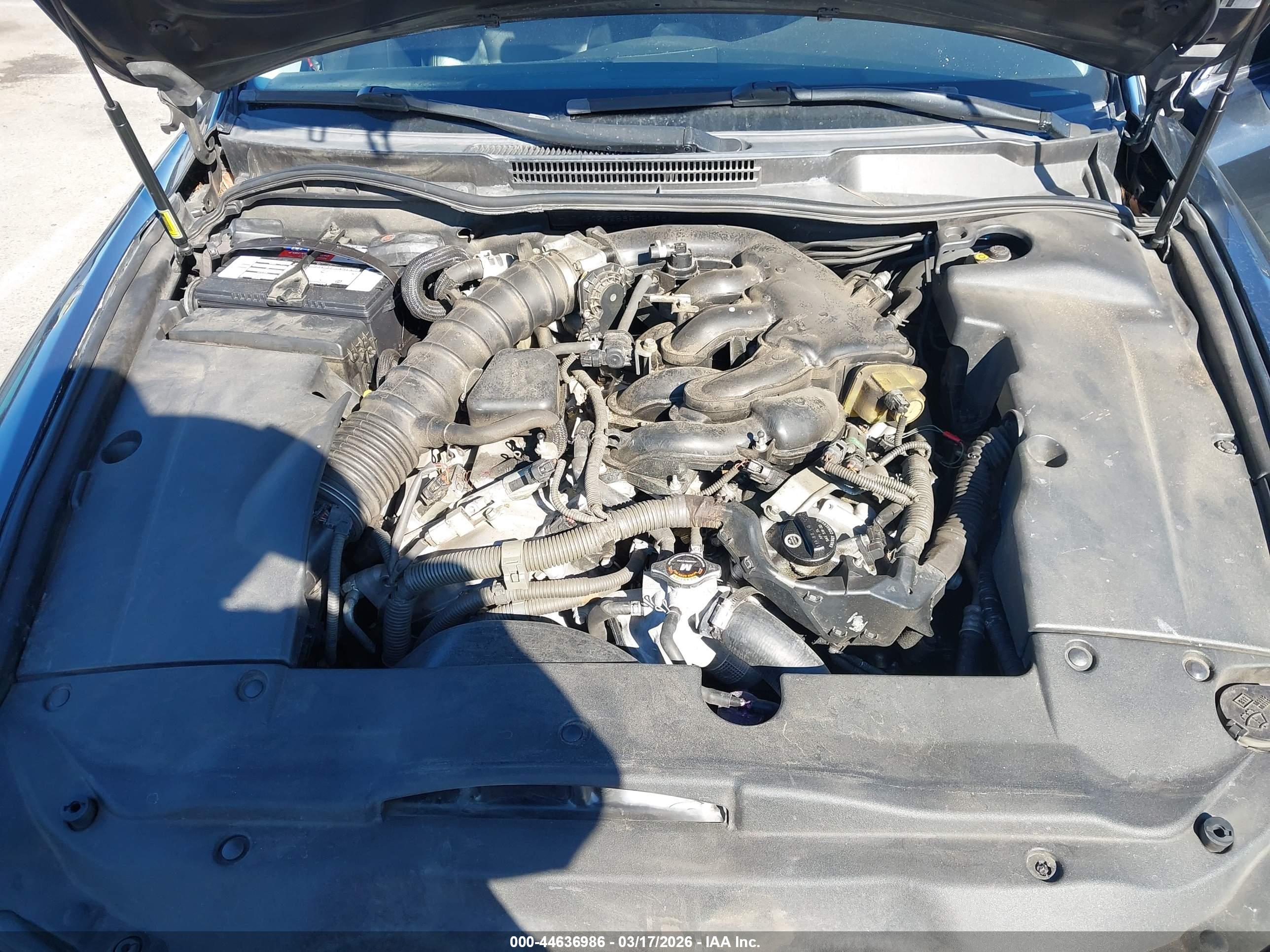 LEXUS IS image 10