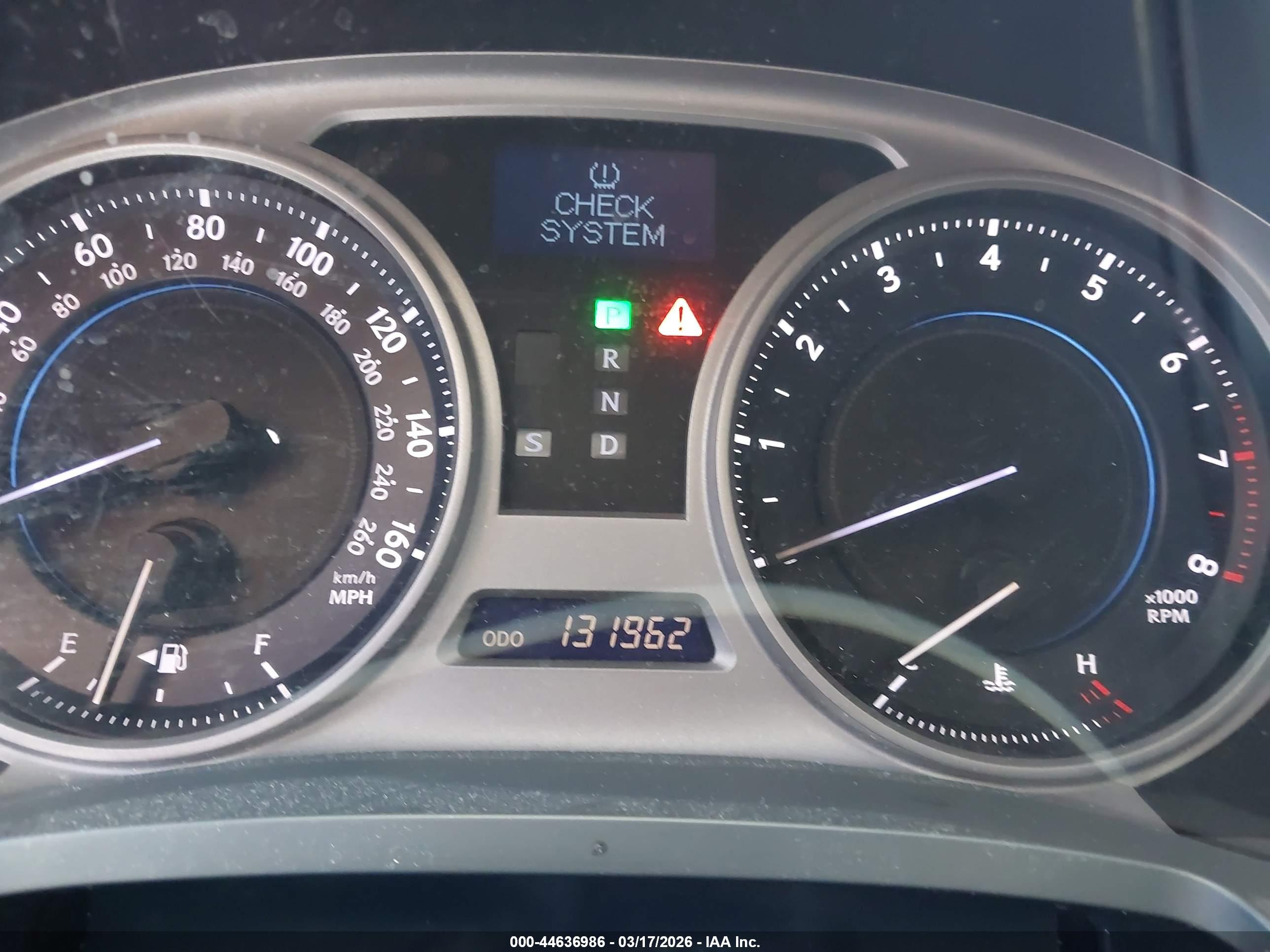 LEXUS IS image 7