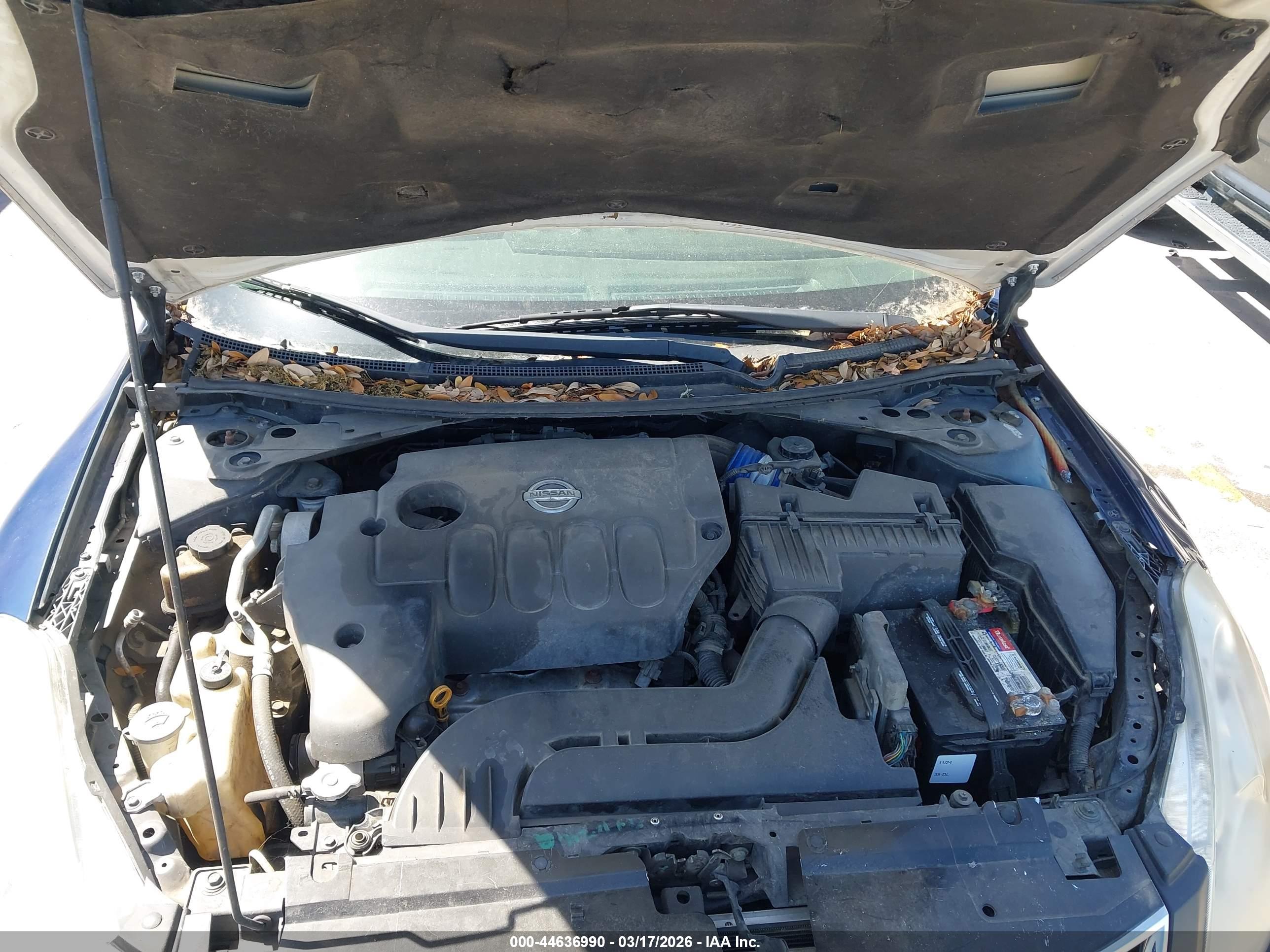 NISSAN ALTIMA image 10