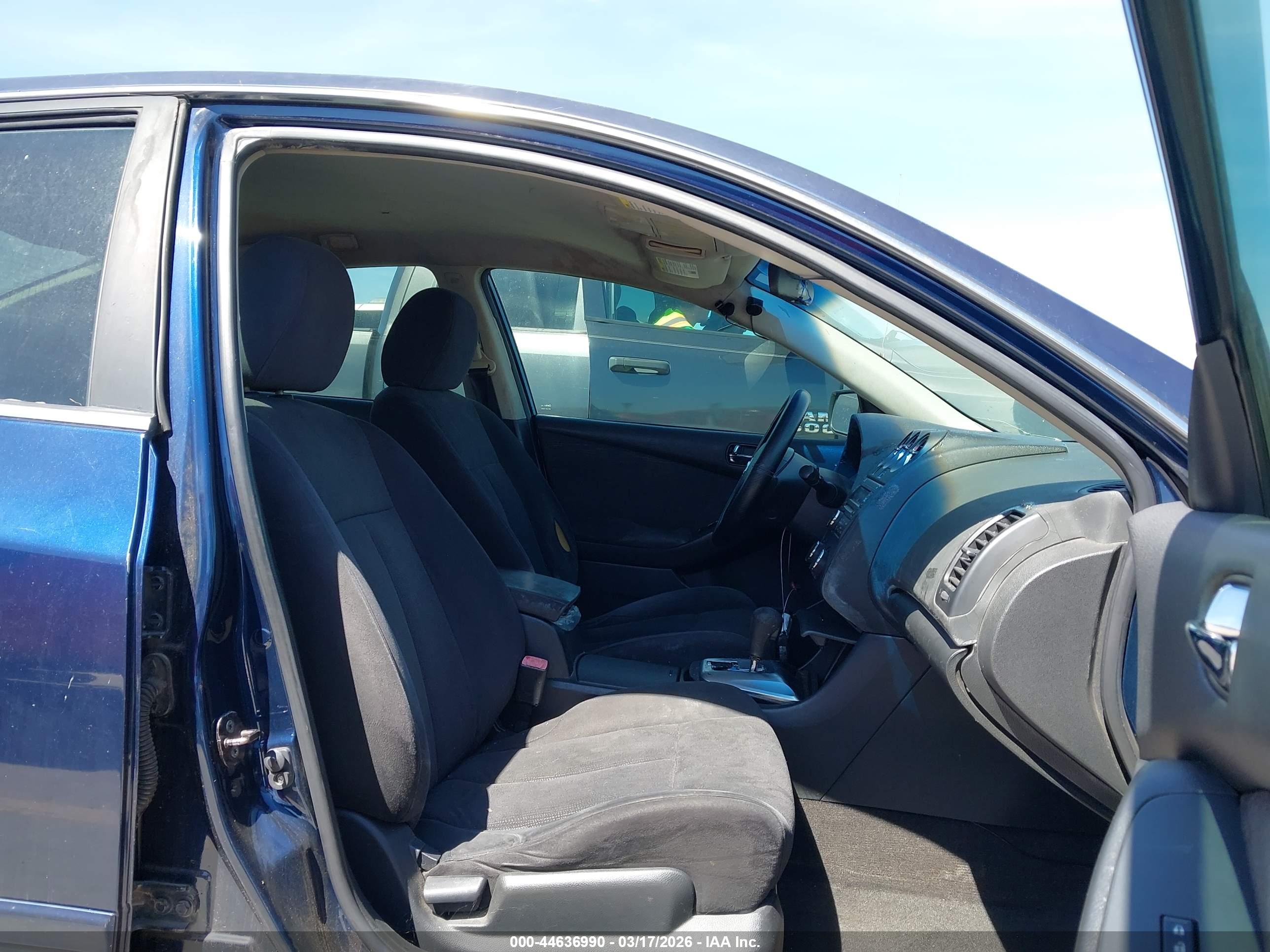 NISSAN ALTIMA image 5